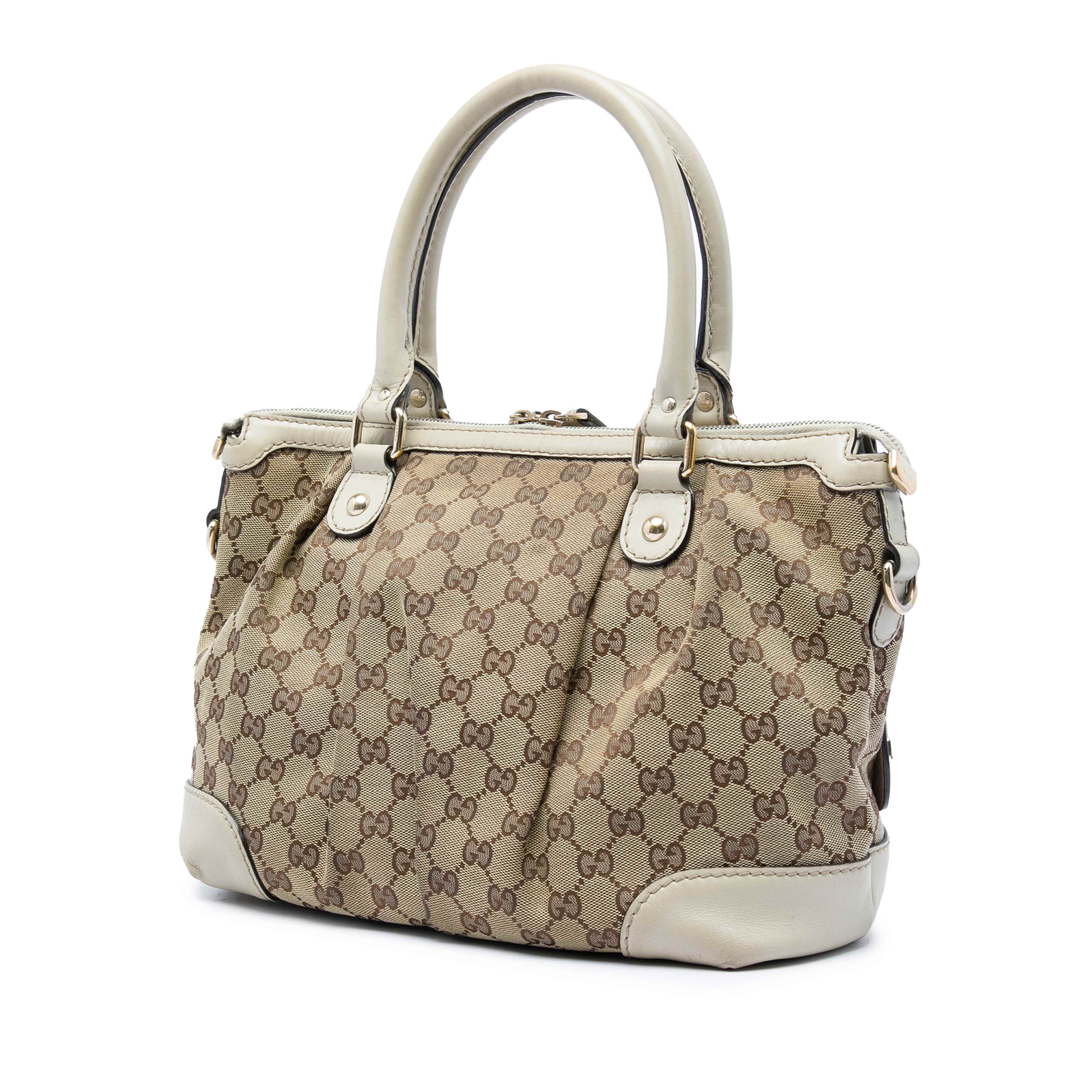 Gucci Gg Canvas Sukey Satchel, från Luxclusif, i färgen vit. Klicka för att öppna bilden i stort format