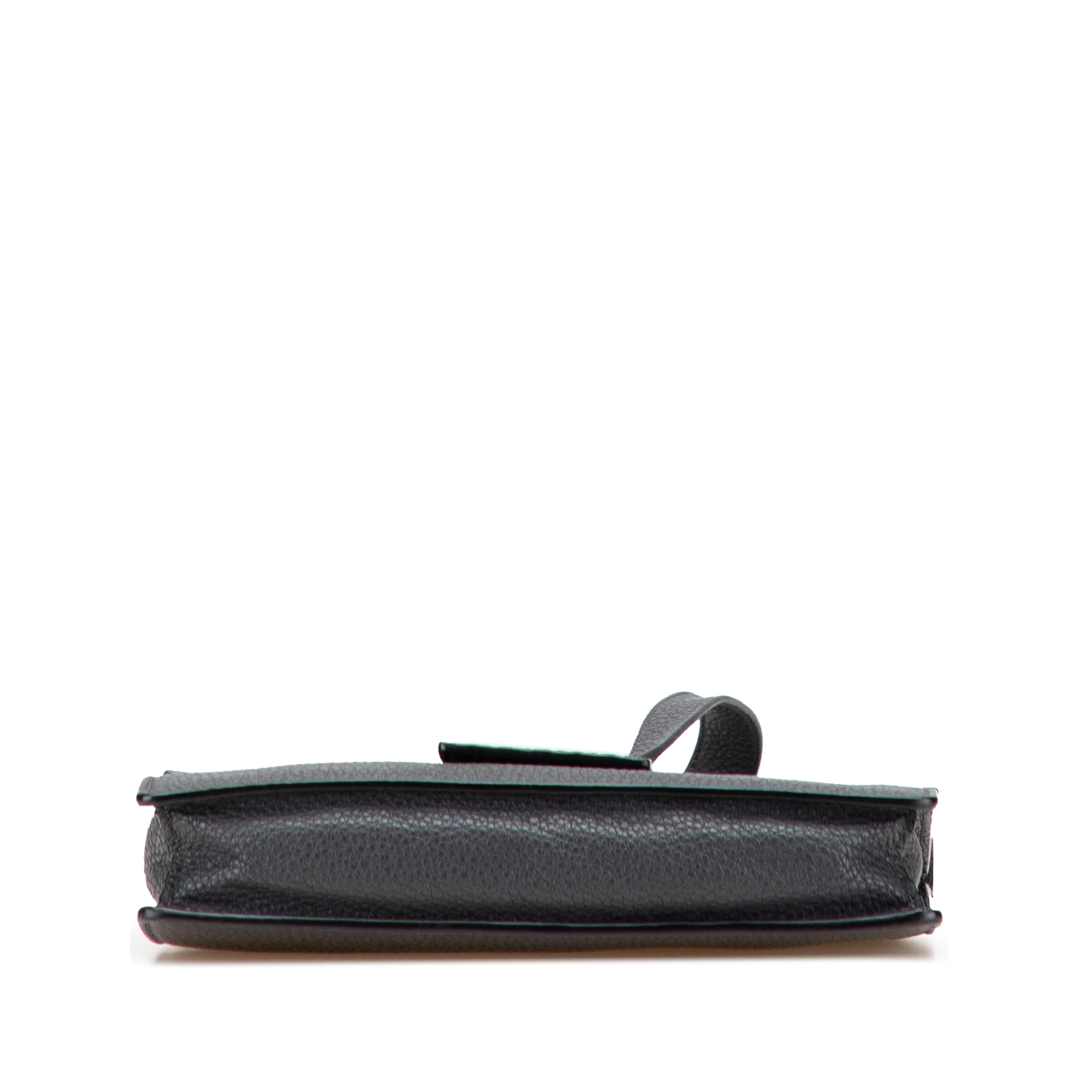 Fendi Leather Selleria Flat Baguette Crossbody, från Luxclusif, i färgen dark gray.