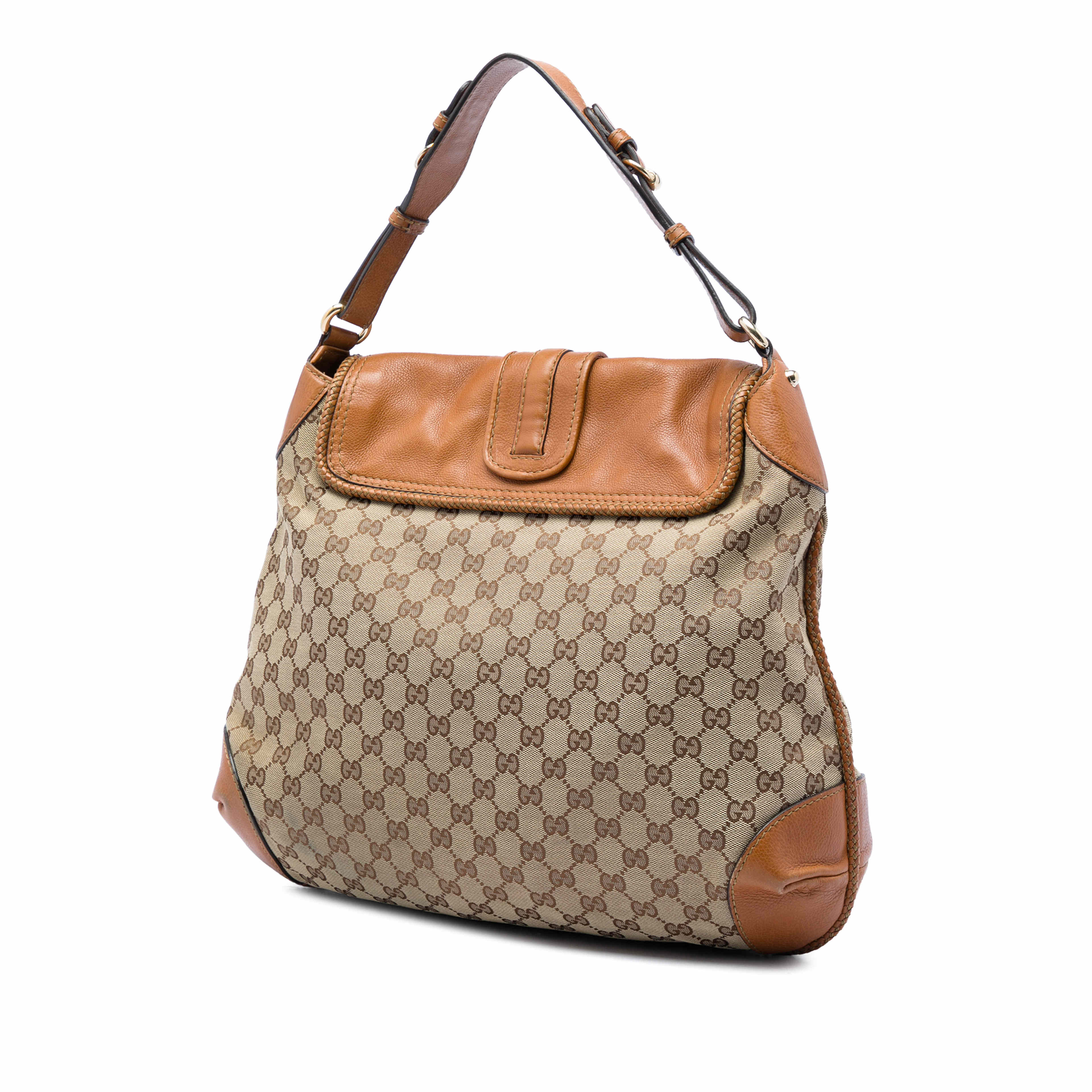 Gucci Gg Canvas Marrakech Shoulder Bag, från Luxclusif, i färgen beige. Klicka för att öppna bilden i stort format
