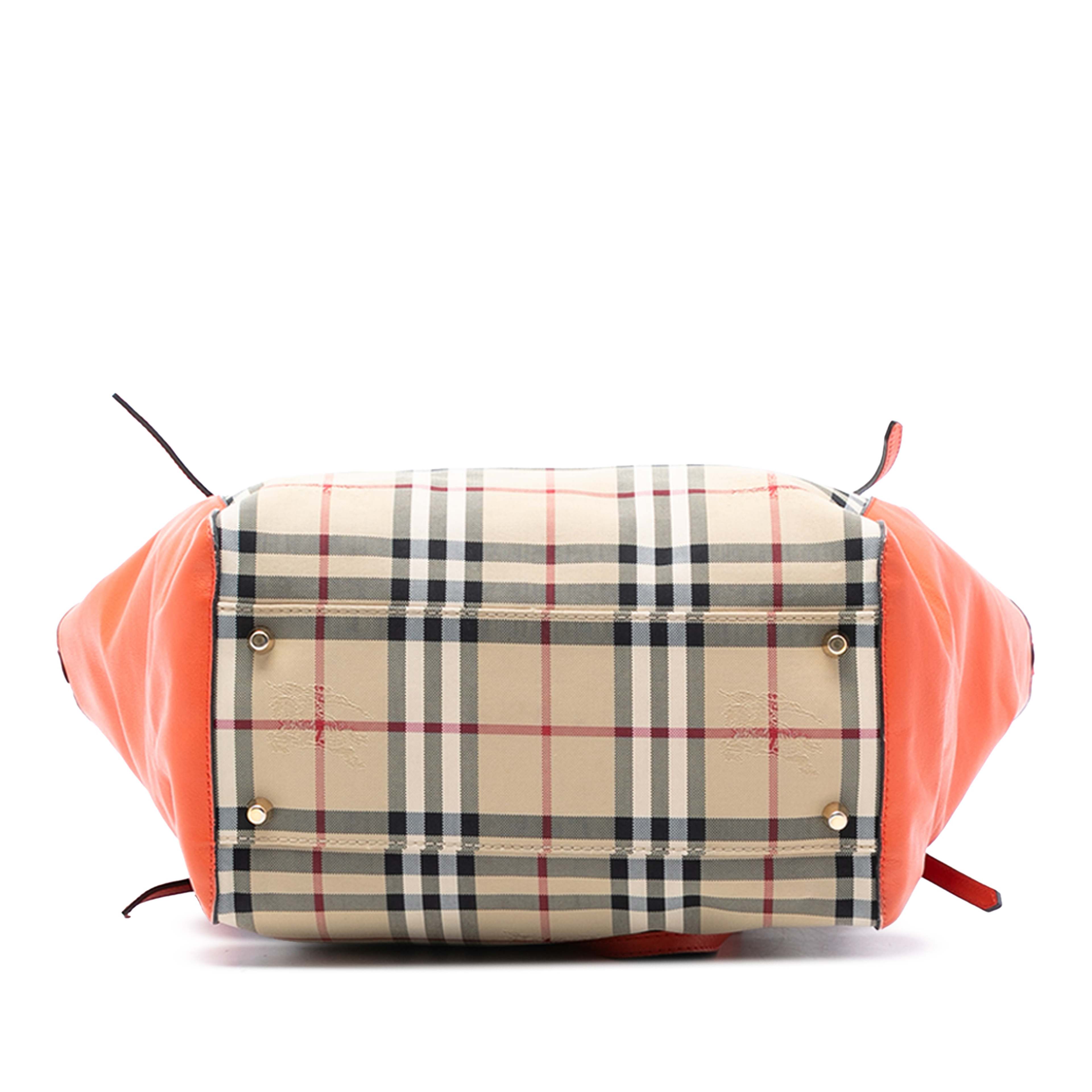 Burberry Small Haymarket Check Canvas And Leather Canterbury Tote, från Luxclusif, i färgen orange. Klicka för att öppna bilden i stort format