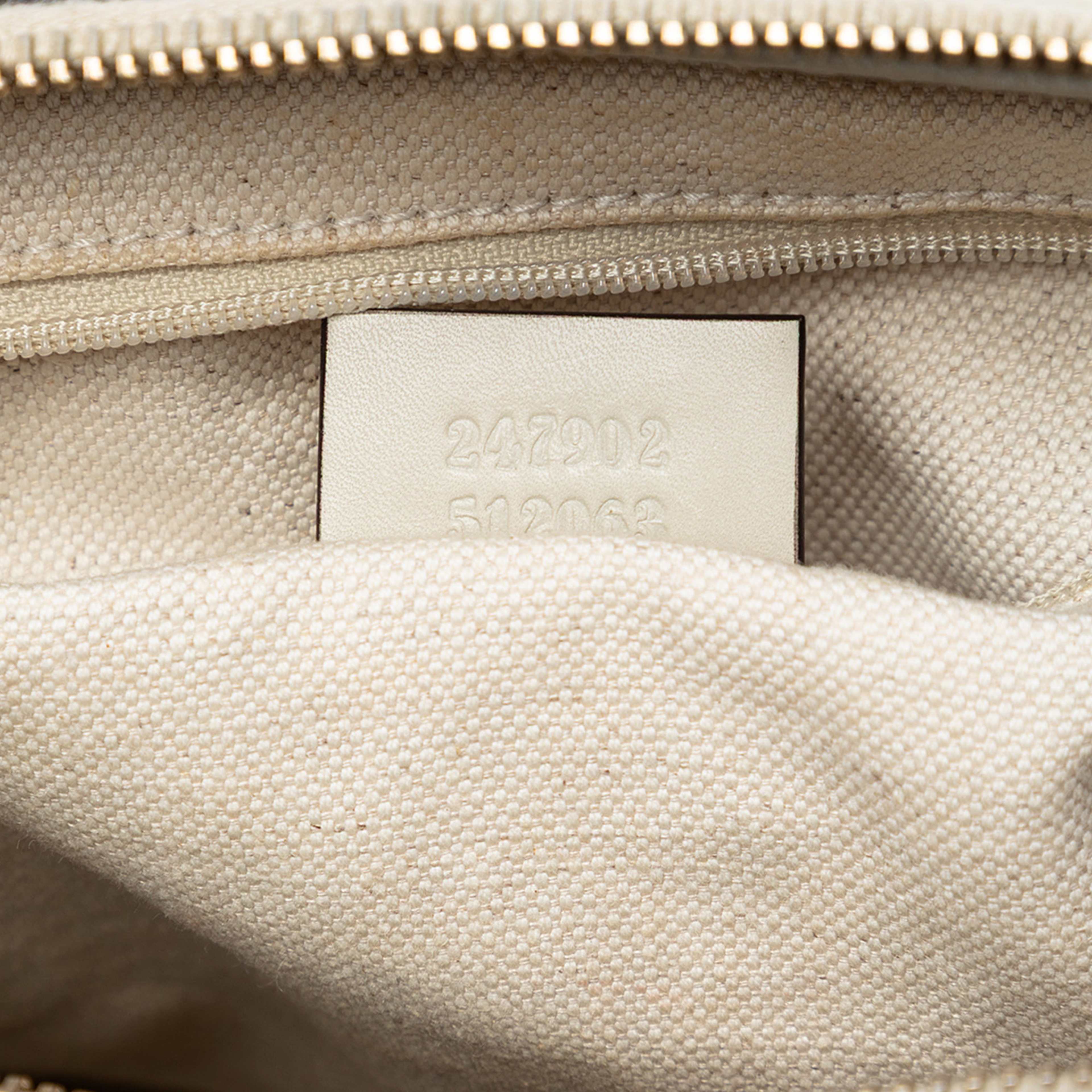 Gucci Gg Canvas Sukey Satchel, från Luxclusif, i färgen beige. Klicka för att öppna bilden i stort format