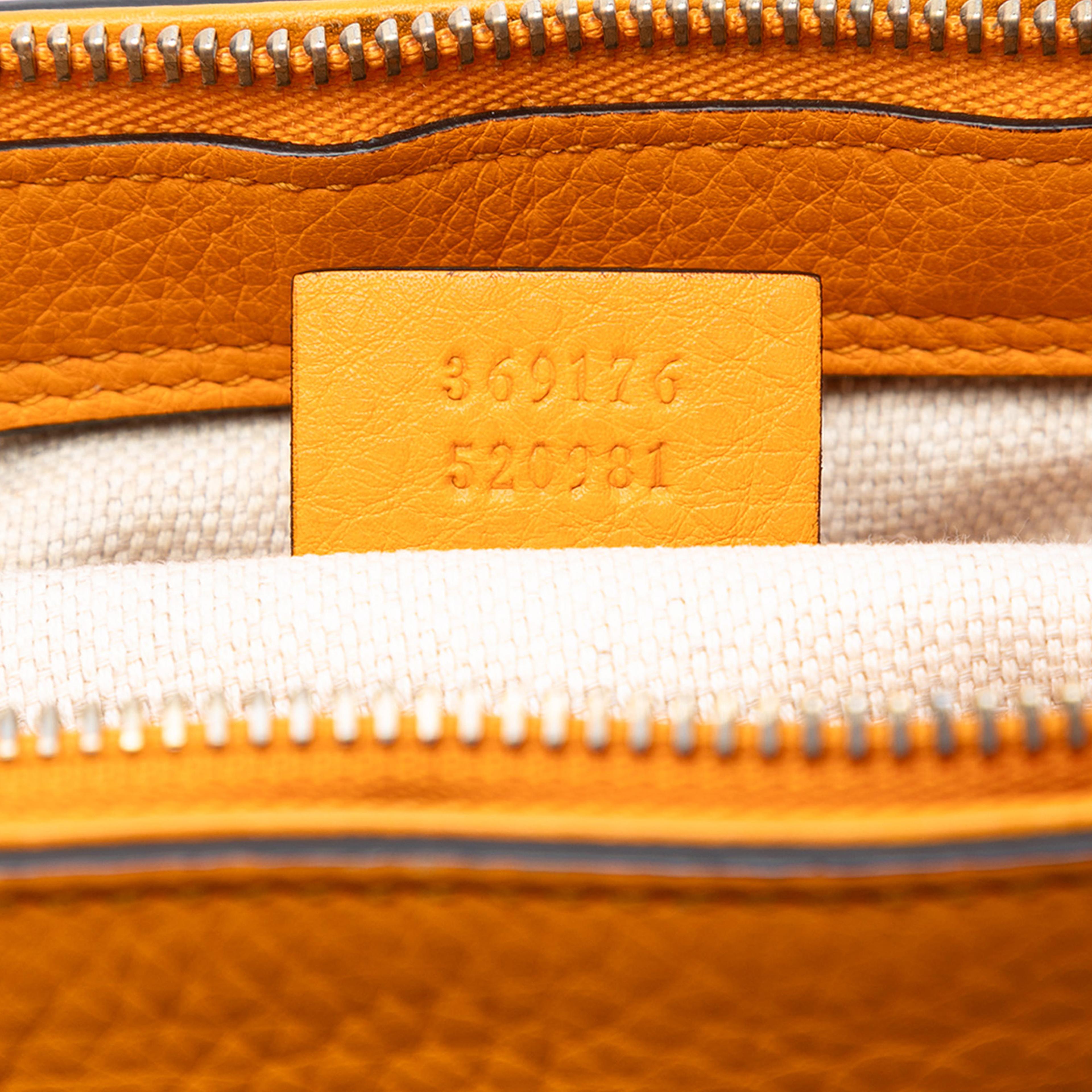 Gucci Small Calfskin Soho Cellarius Satchel, från Luxclusif, i färgen gul. Klicka för att öppna bilden i stort format