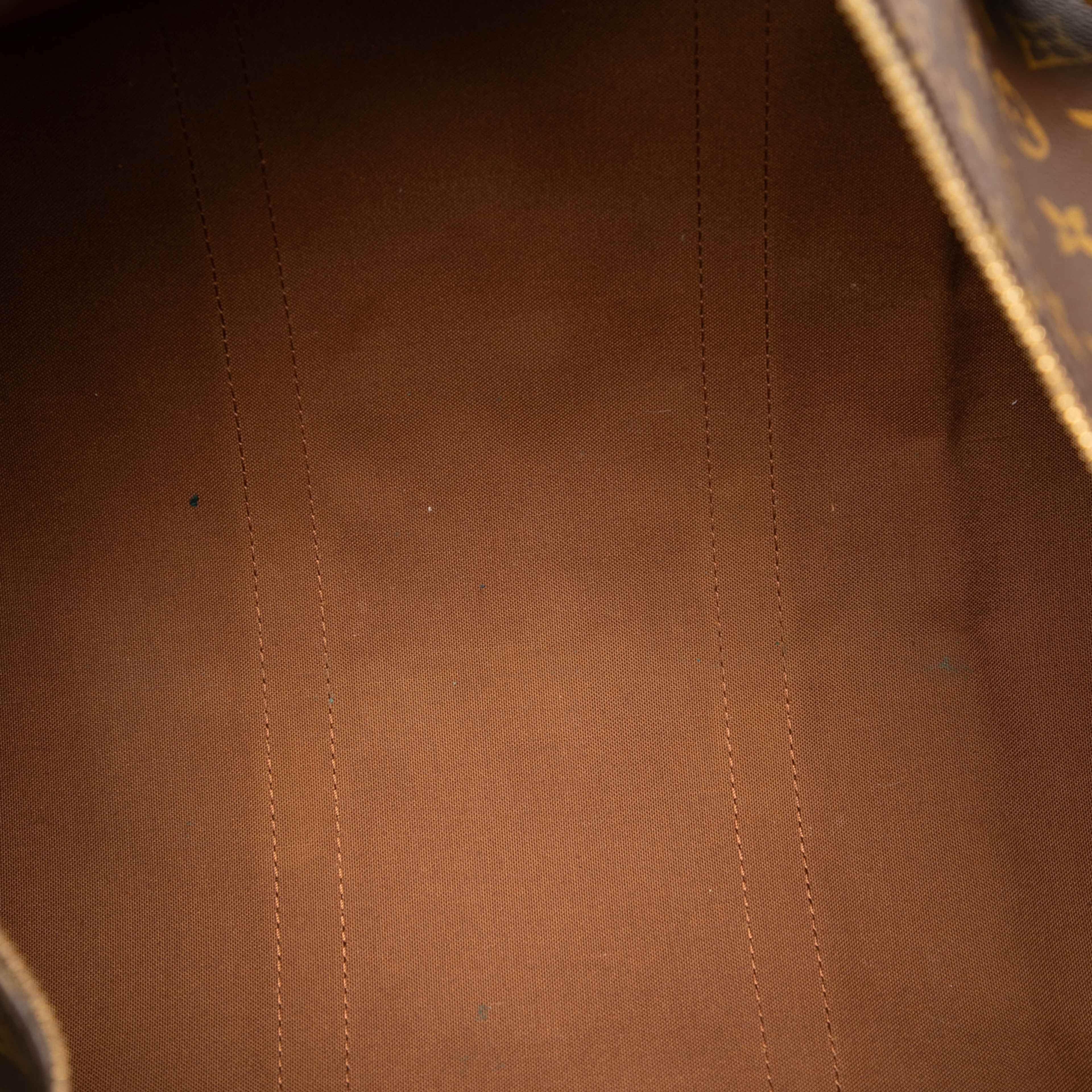 Louis Vuitton Monogram Keepall 50, från Luxclusif, i färgen brown. Klicka för att öppna bilden i stort format