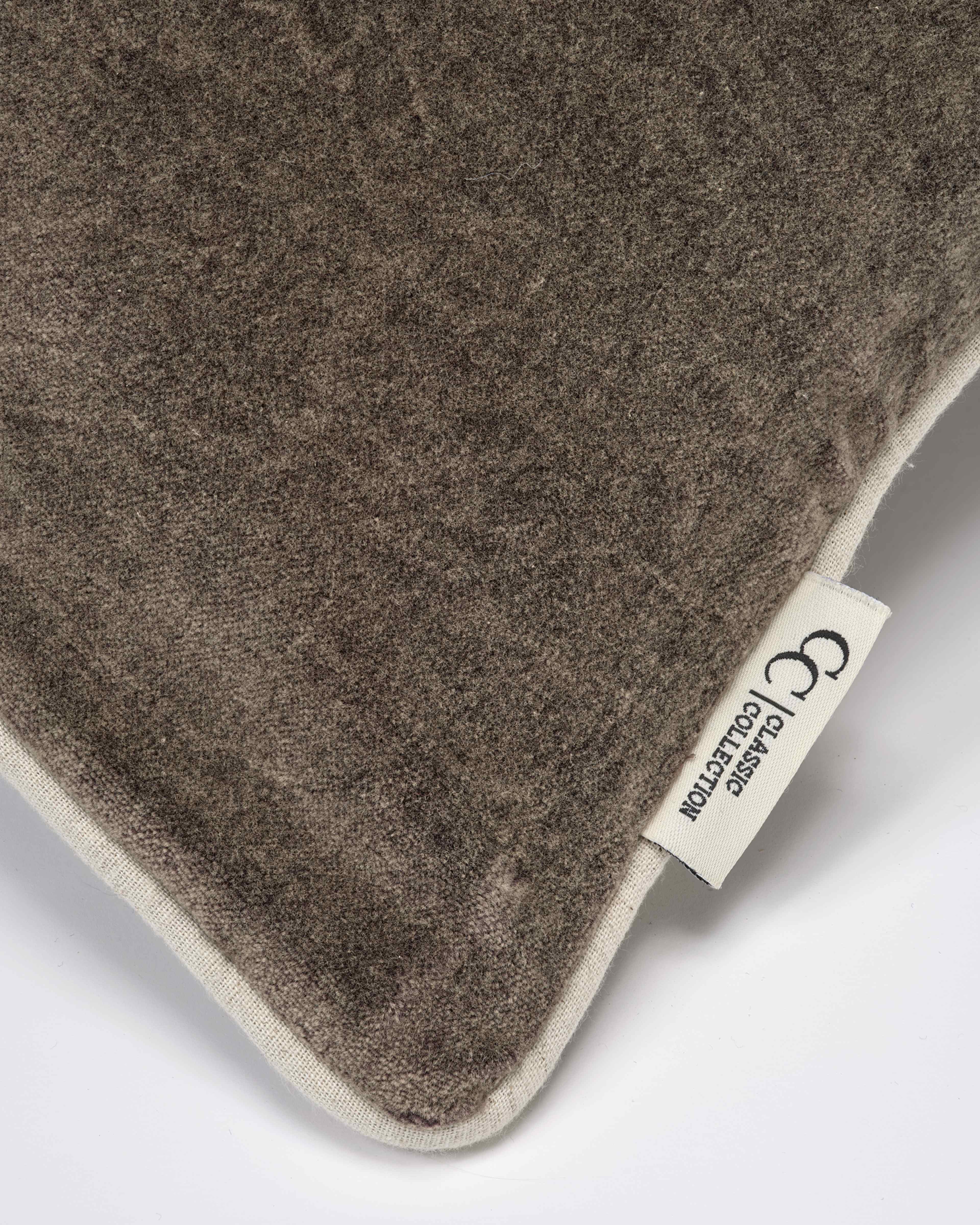 Kuddfodral Stonewash, från Classic Collection, i färgen brun. Klicka för att öppna bilden i stort format