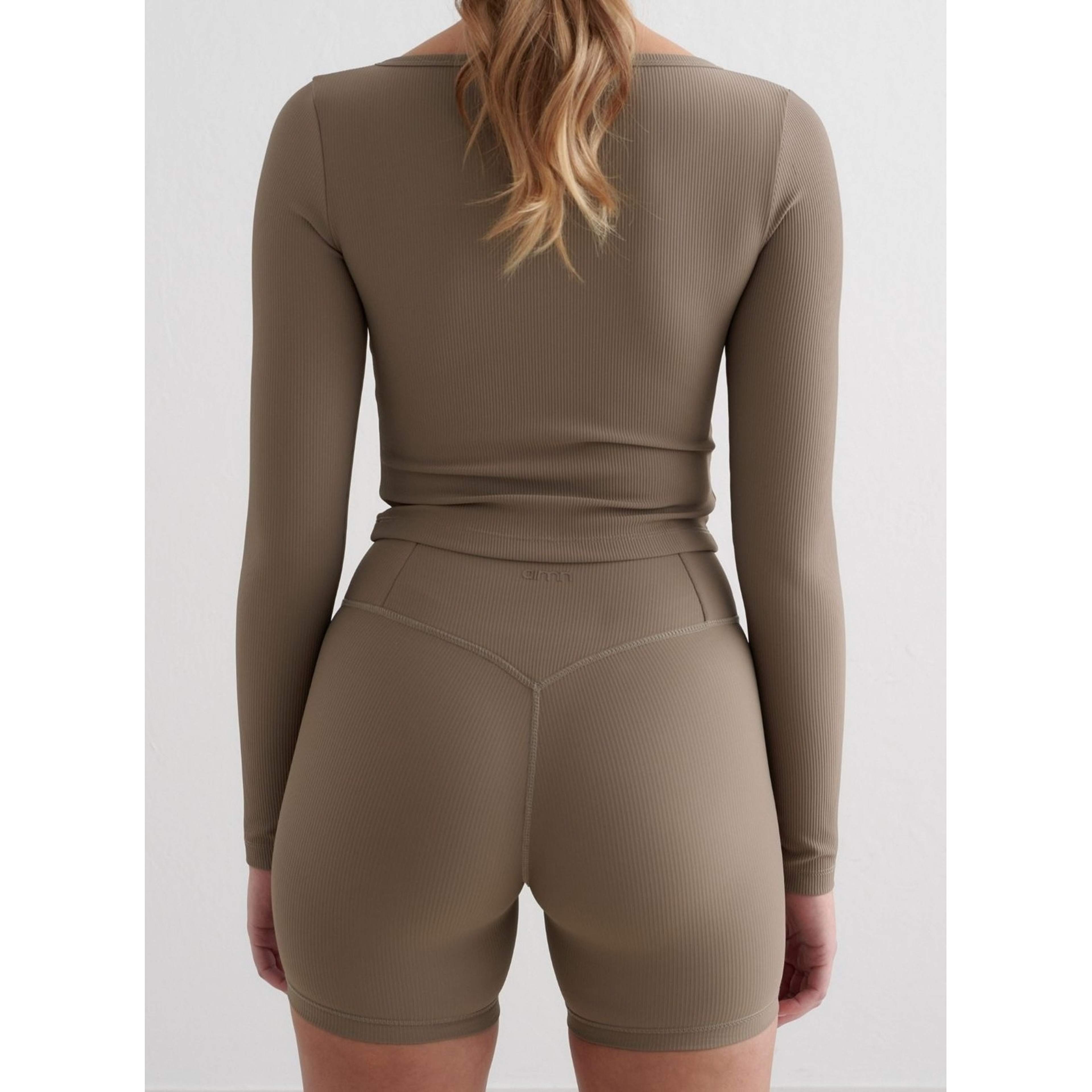 Ribbed Performance Midi Biker Shorts