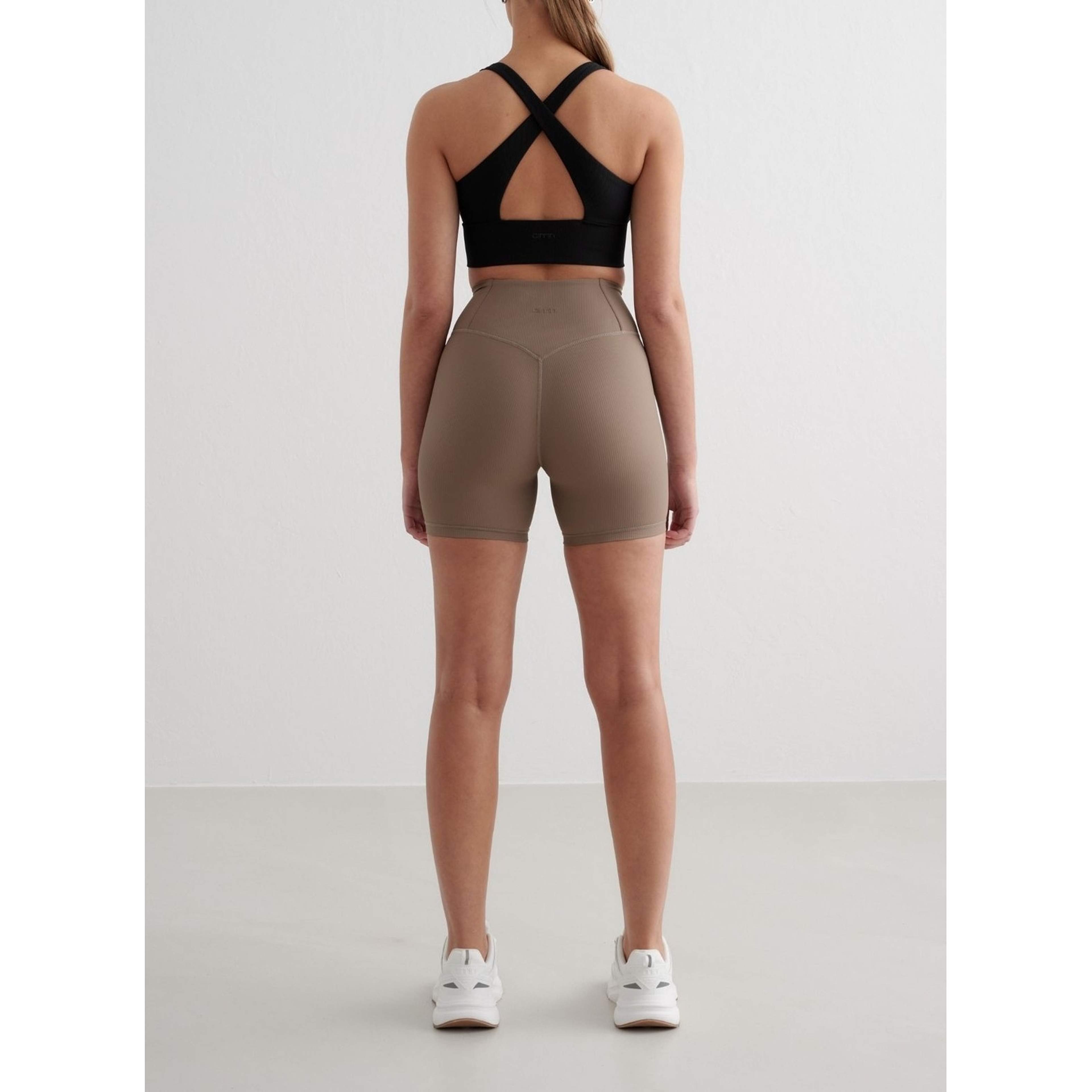 Ribbed Performance Midi Biker Shorts