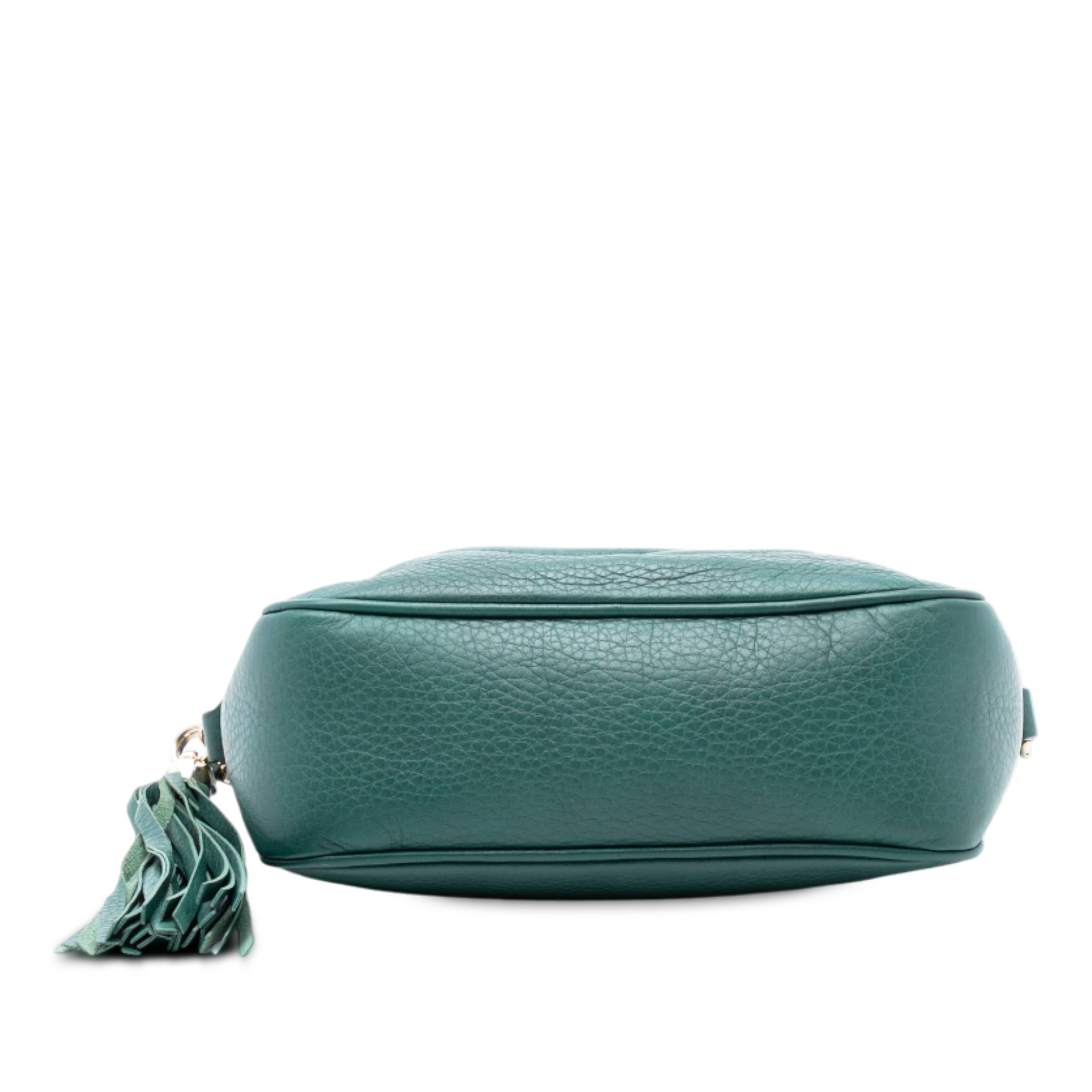 Gucci Leather Soho Disco Crossbody, från Luxclusif, i färgen green. Klicka för att öppna bilden i stort format
