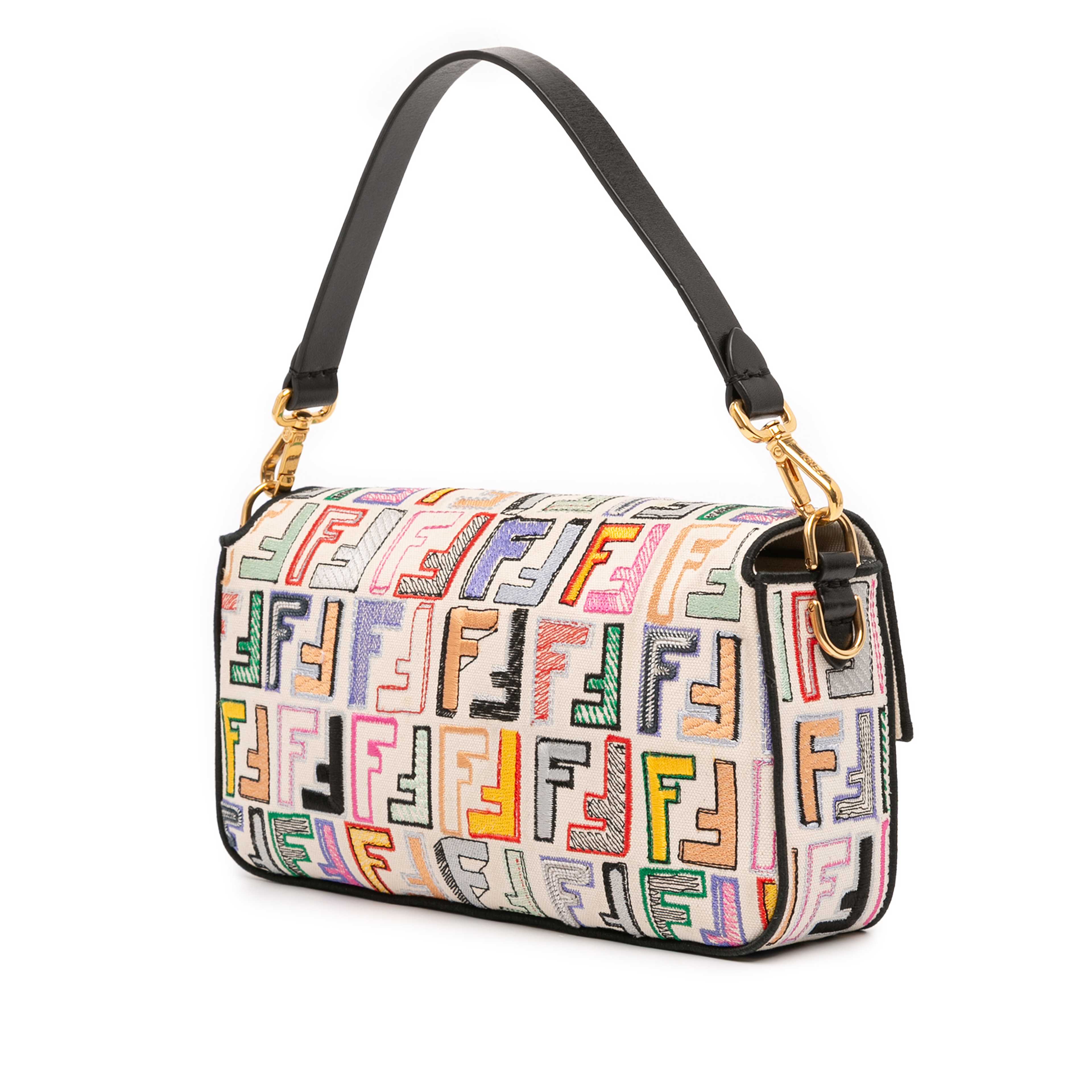 Fendi Chinese Valentines Day Zucca Embroidered Canvas Baguette Satchel, från Luxclusif, i färgen light beige. Klicka för att öppna bilden i stort format