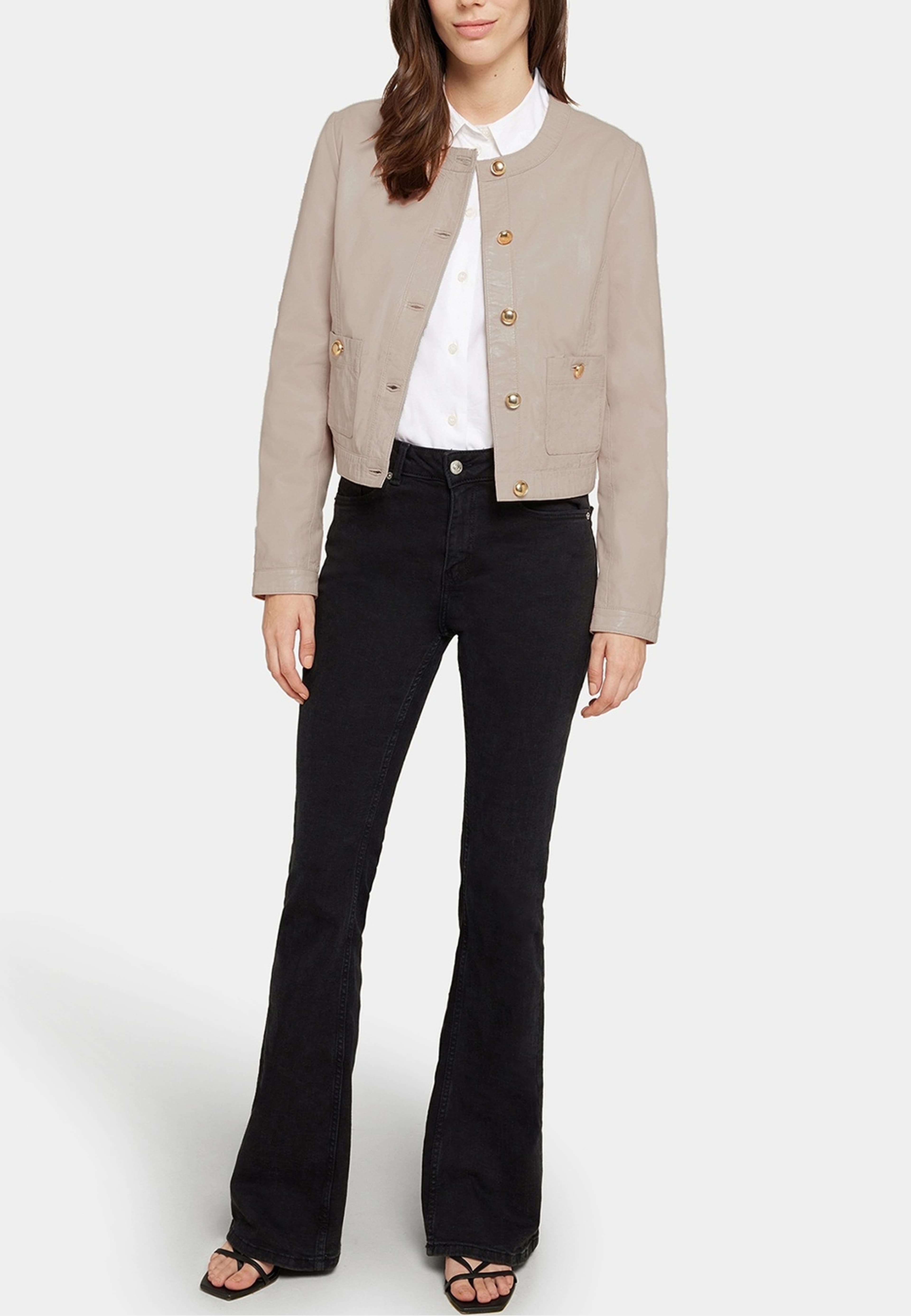 Halo Jacket, från ROCKANDBLUE, i färgen light taupe. Klicka för att öppna bilden i stort format