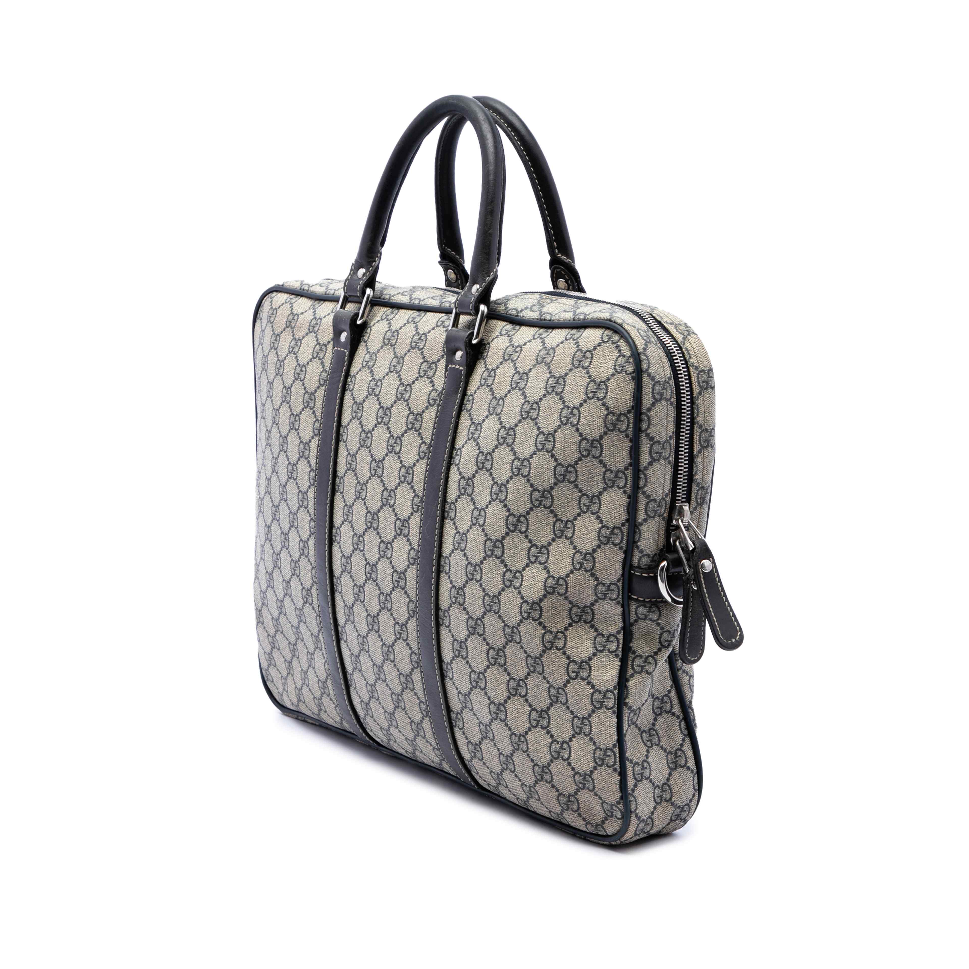 Gucci Gg Supreme Business Bag, från Luxclusif, i färgen beige. Klicka för att öppna bilden i stort format