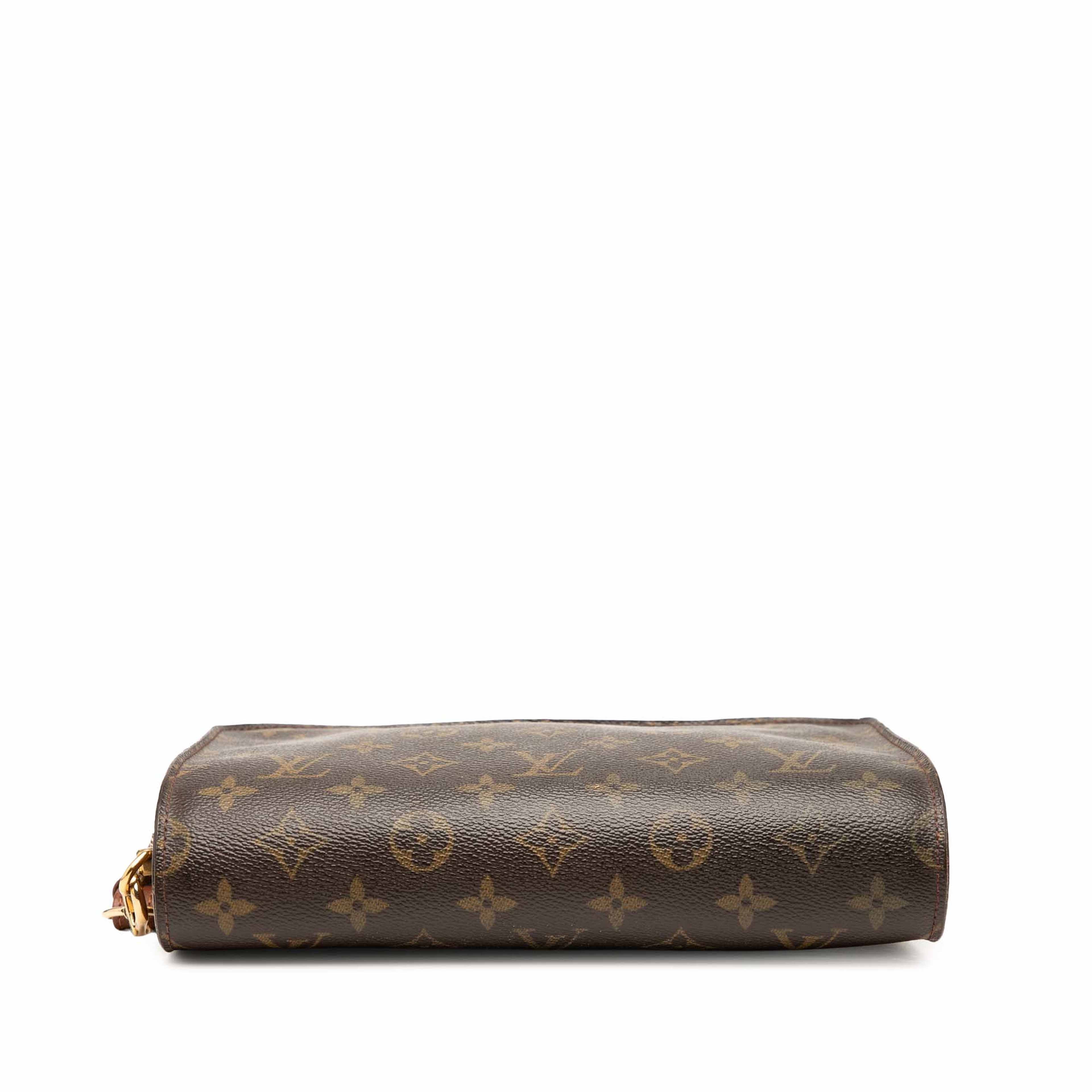 Louis Vuitton Monogram Orsay, från Luxclusif, i färgen brown. Klicka för att öppna bilden i stort format
