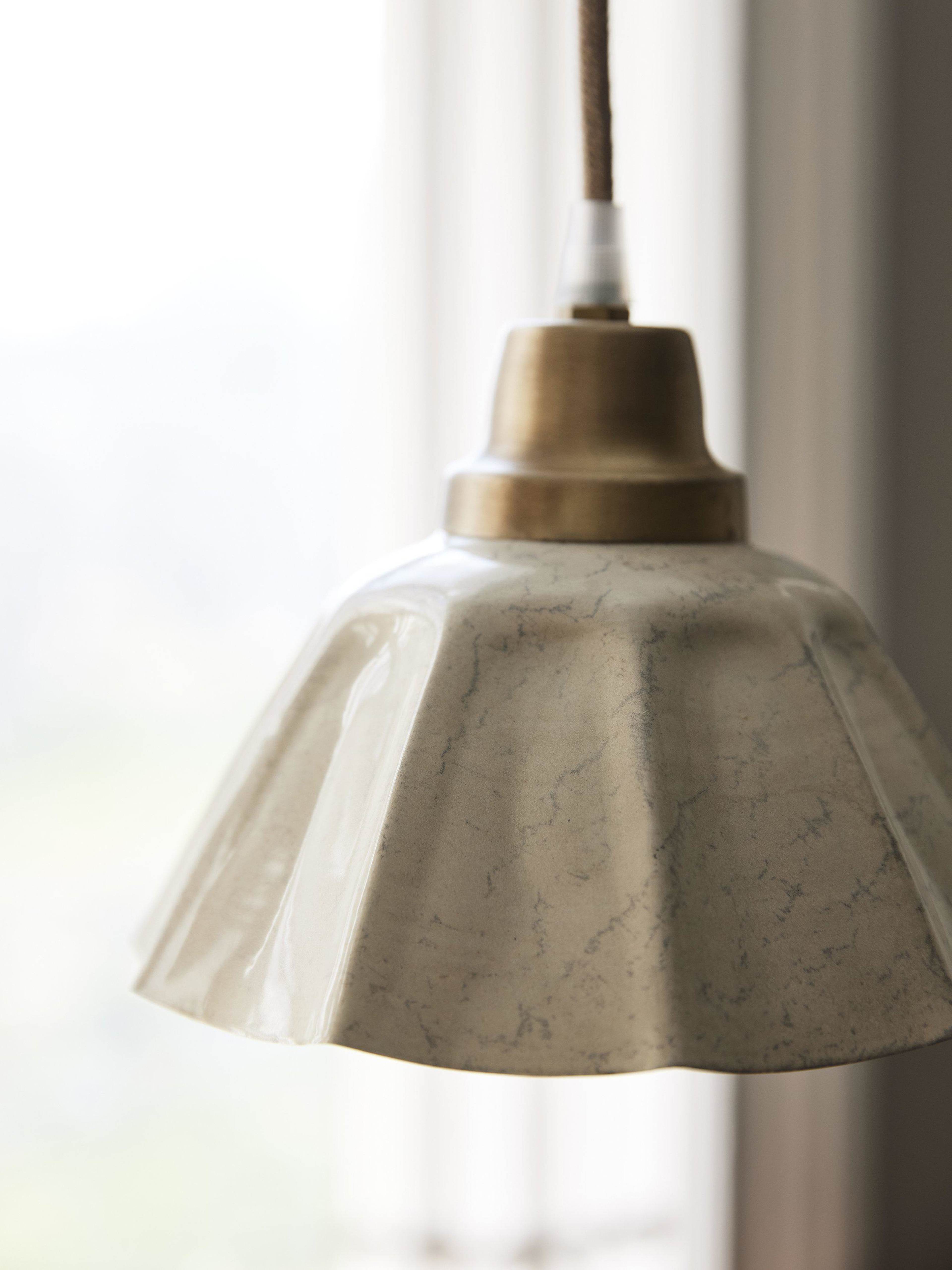 Ester Fönsterlampa