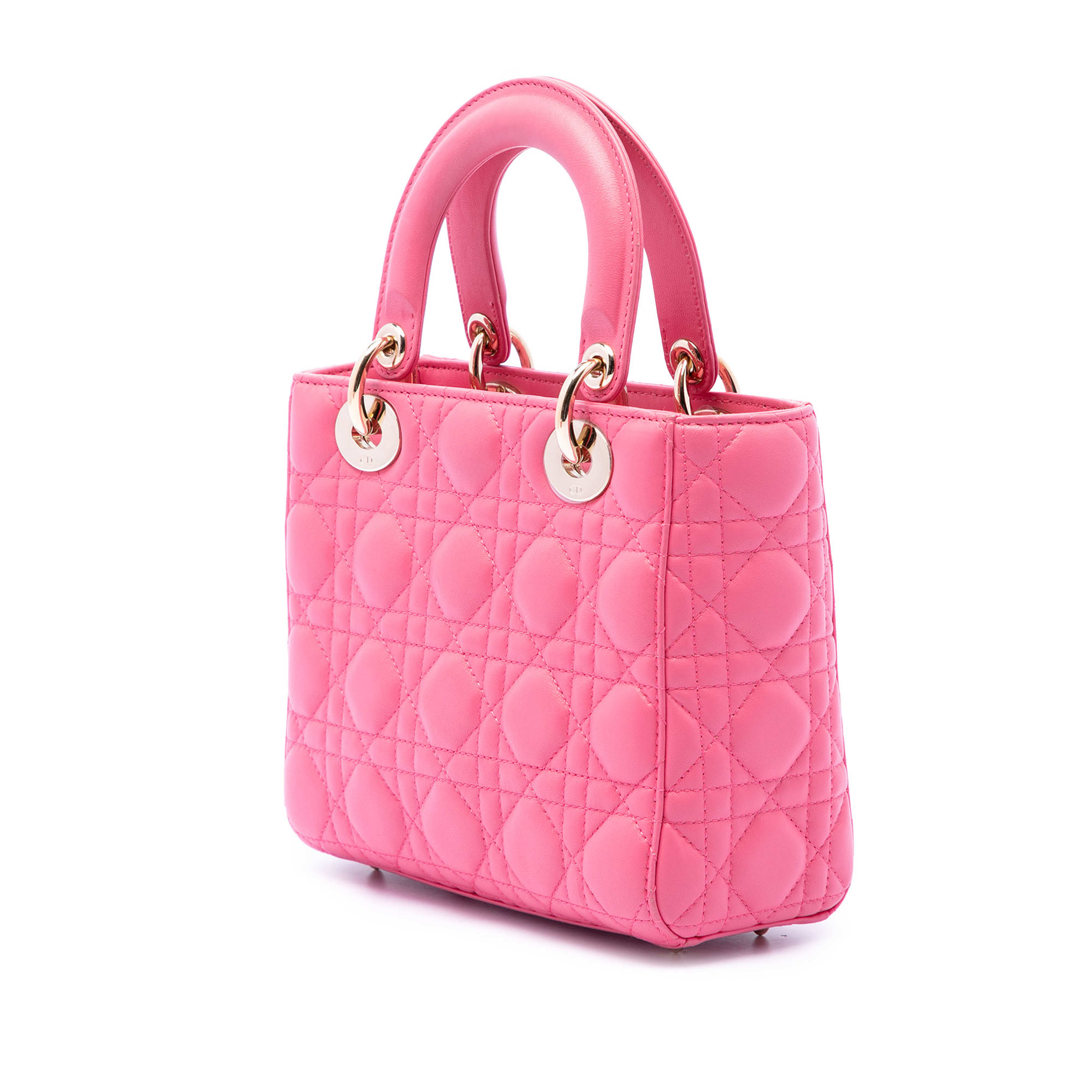 Dior Small Lambskin Cannage My Abcdior Lady Dior, från Luxclusif, i färgen rosa. Klicka för att öppna bilden i stort format