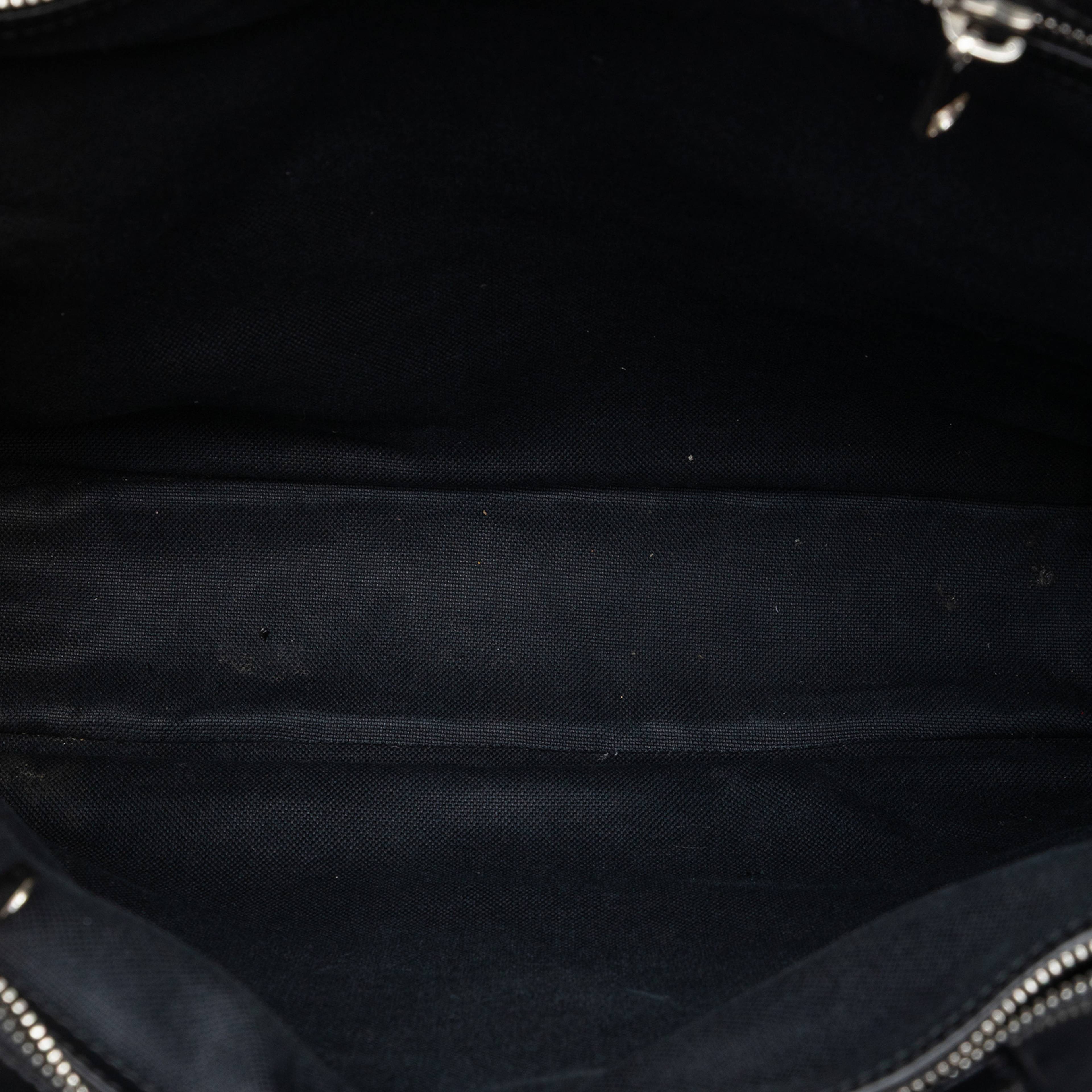 Gucci Gg Supreme Convertible Soft Tote, från Luxclusif, i färgen black. Klicka för att öppna bilden i stort format