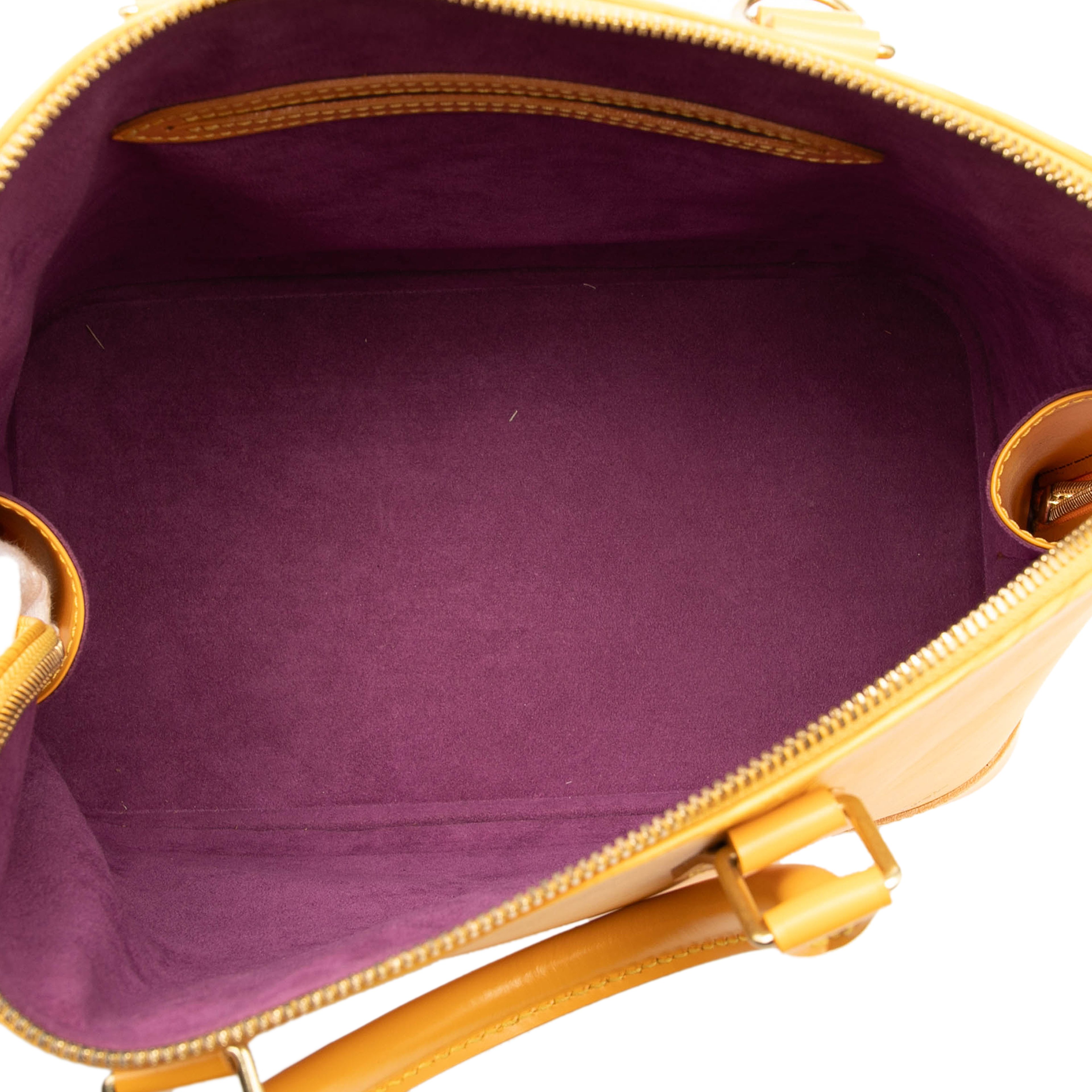 Louis Vuitton Epi Alma Pm, från Luxclusif, i färgen yellow. Klicka för att öppna bilden i stort format