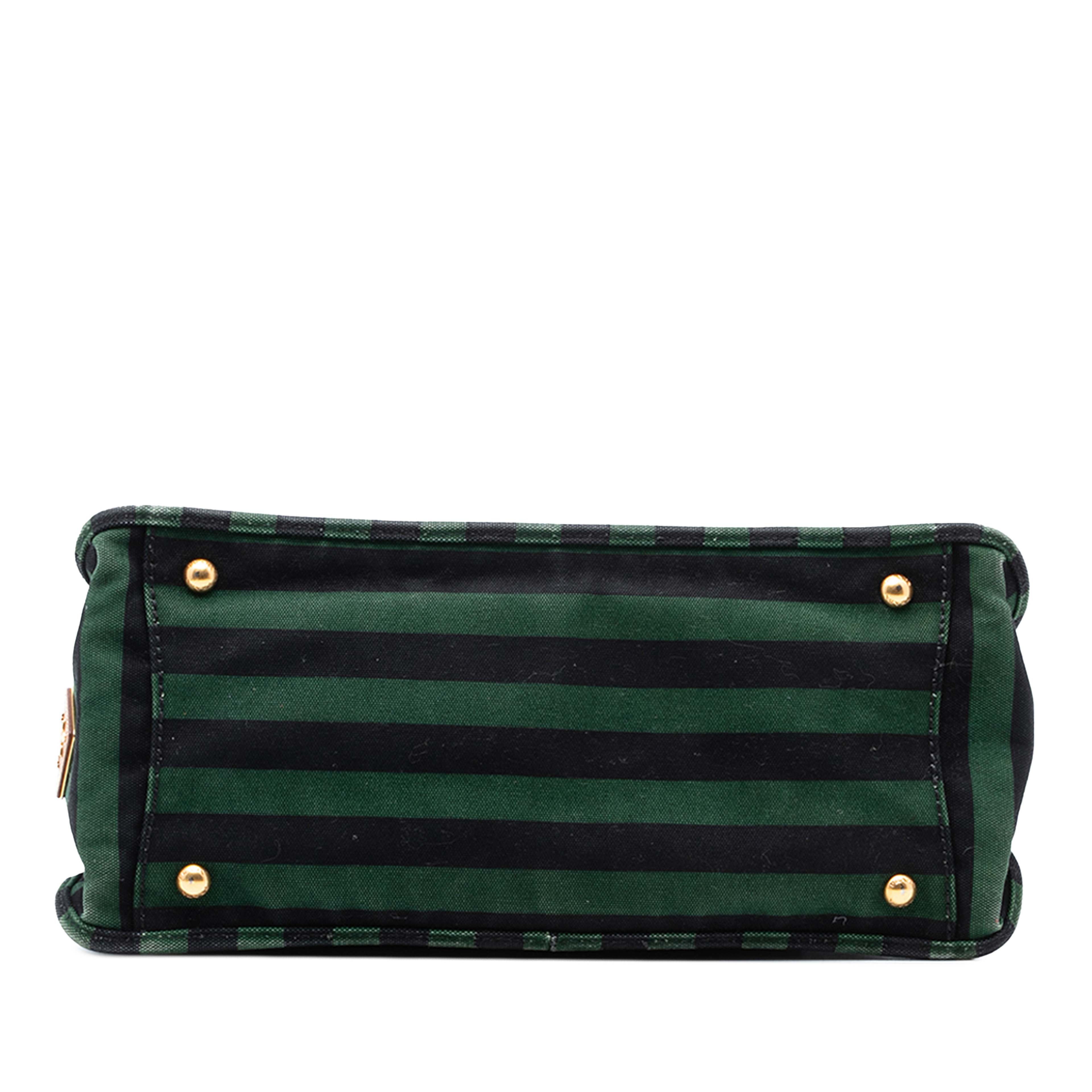 Prada Canvas Canapa Righe Striped Satchel, från Luxclusif, i färgen dark green. Klicka för att öppna bilden i stort format