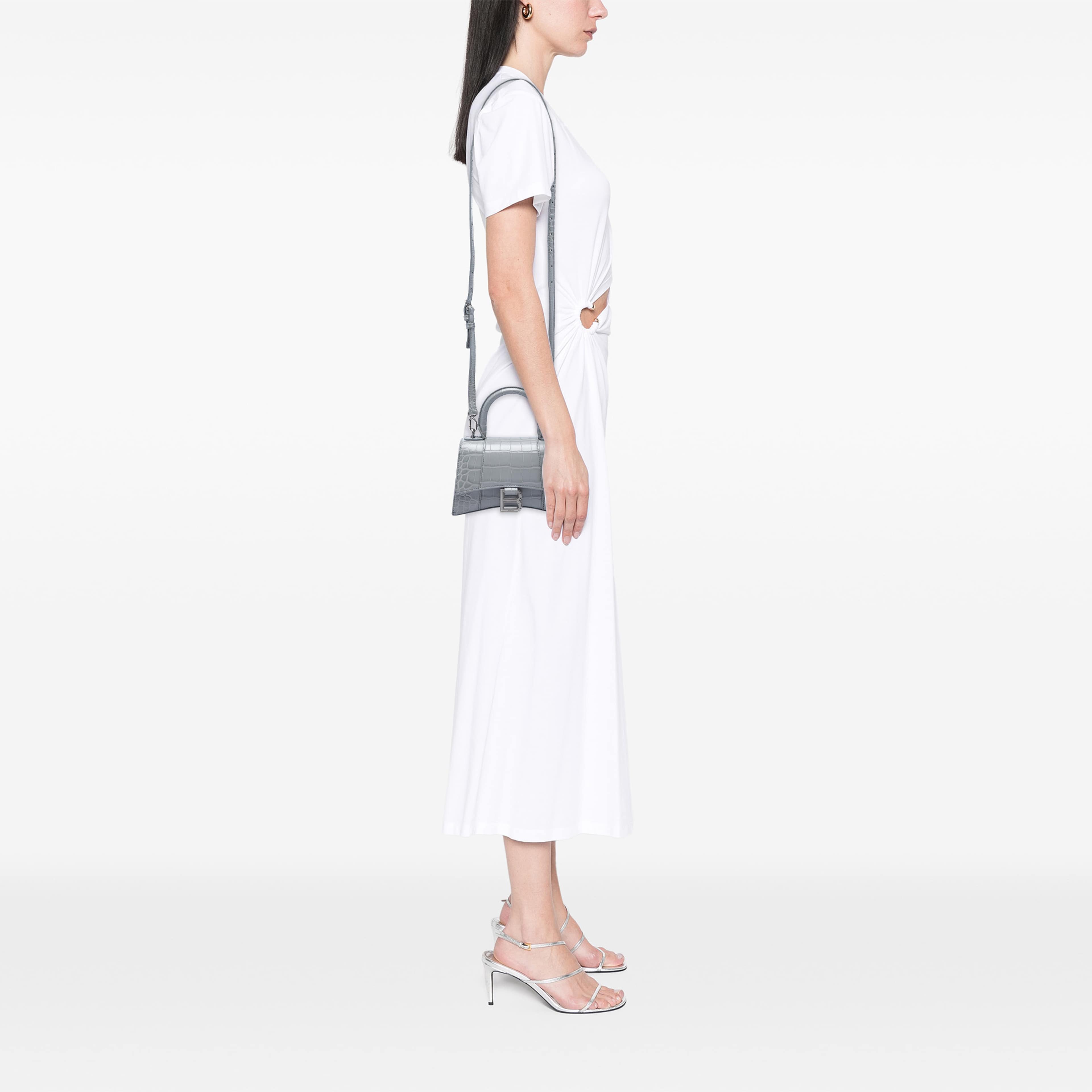 Balenciaga Croc Embossed Calfskin Hourglass Top Handle Bag Xs, från Luxclusif, i färgen grå. Klicka för att öppna bilden i stort format