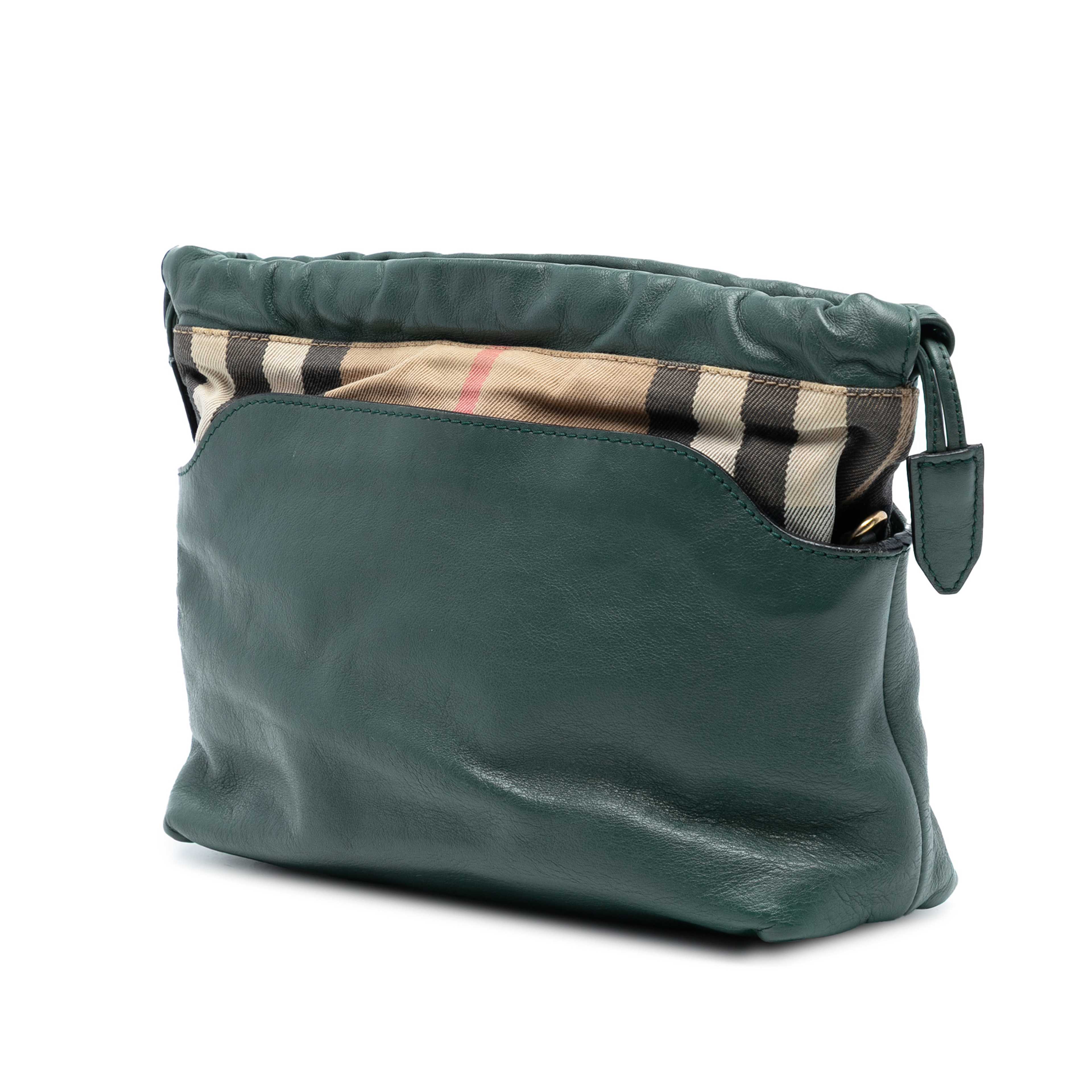 Burberry House Check Canvas And Calfskin Little Crush Crossbody, från Luxclusif, i färgen dark green. Klicka för att öppna bilden i stort format