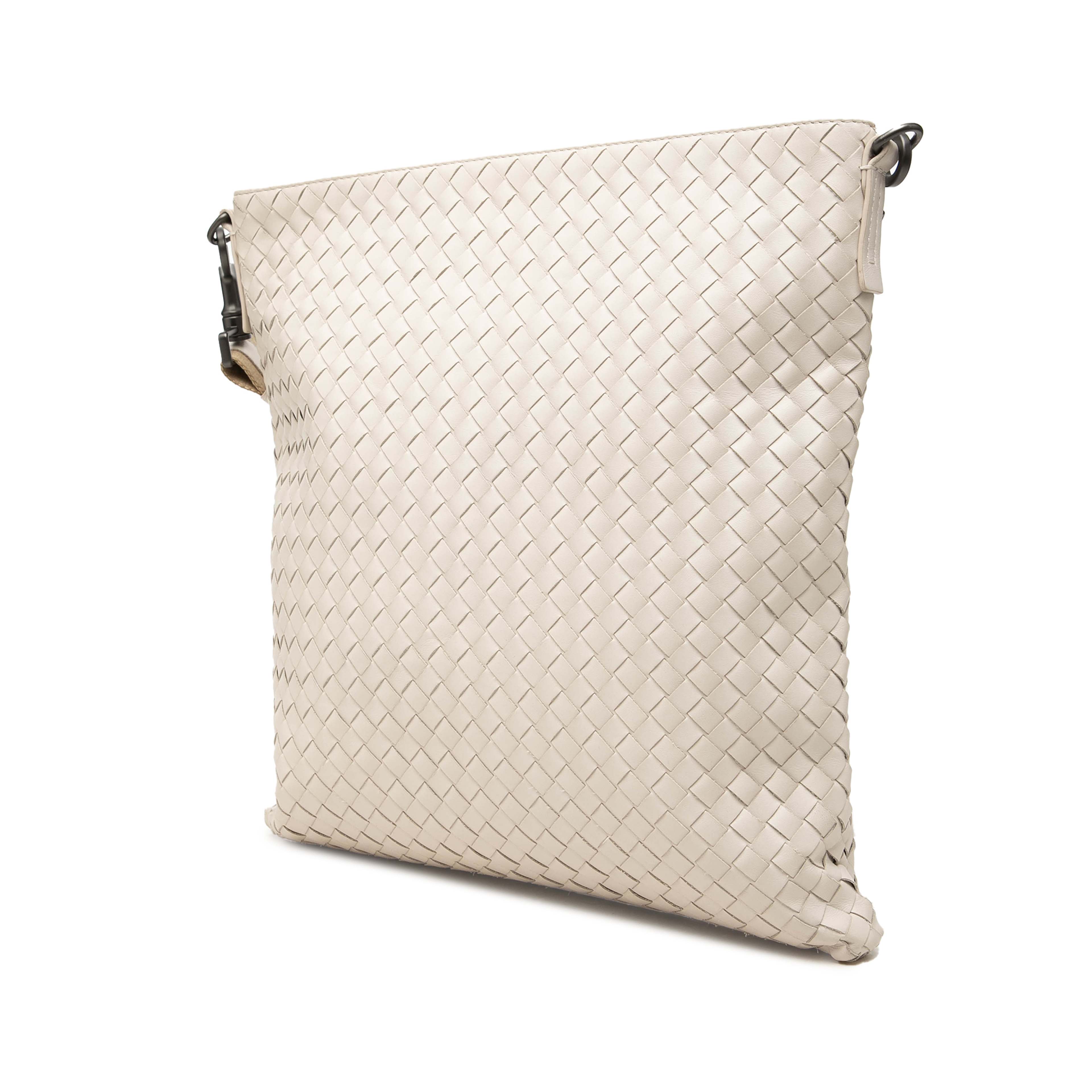 Bottega Veneta Nappa Intrecciato Vn Crossbody, från Luxclusif, i färgen brun. Klicka för att öppna bilden i stort format