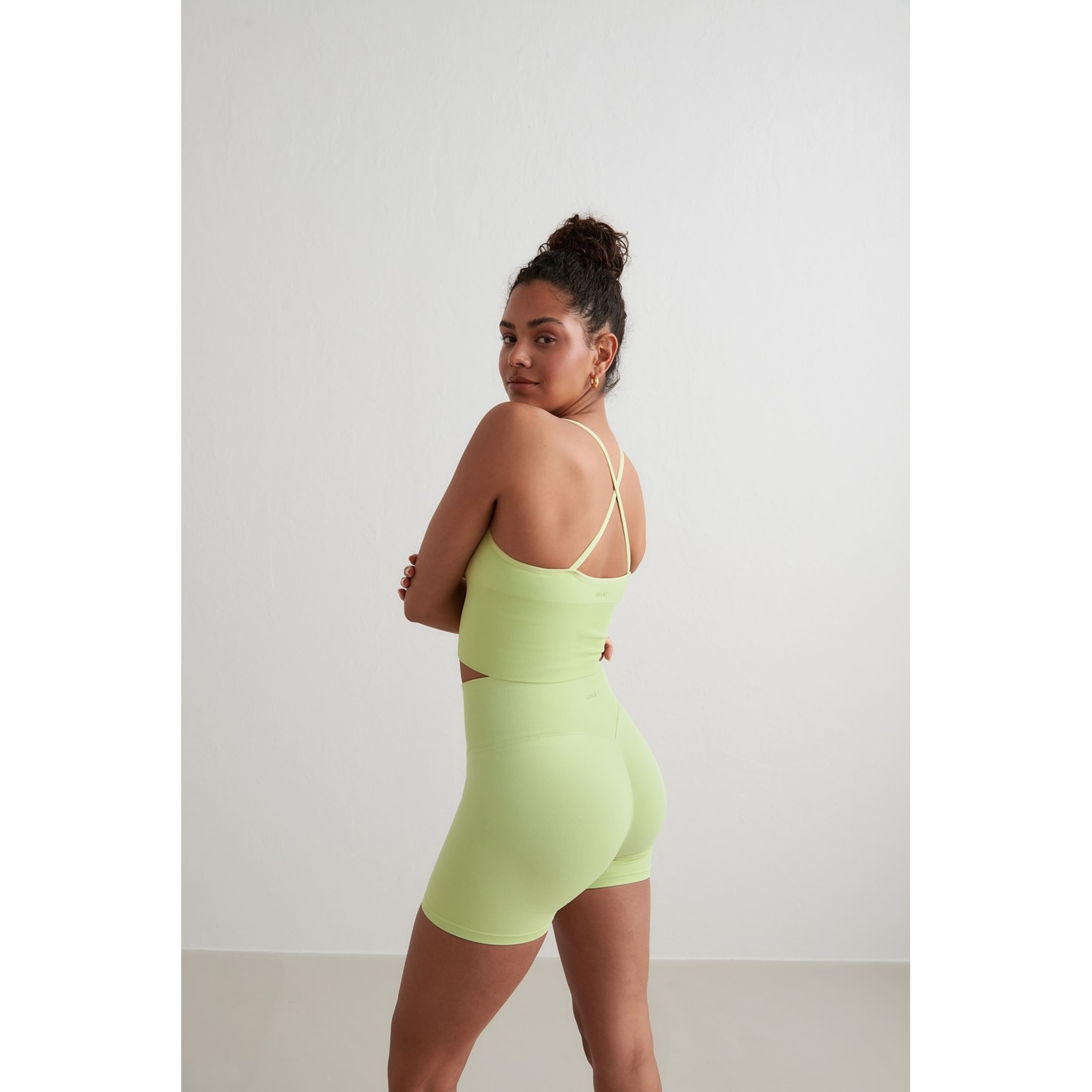 Matcha Shape Seamless Hotpants