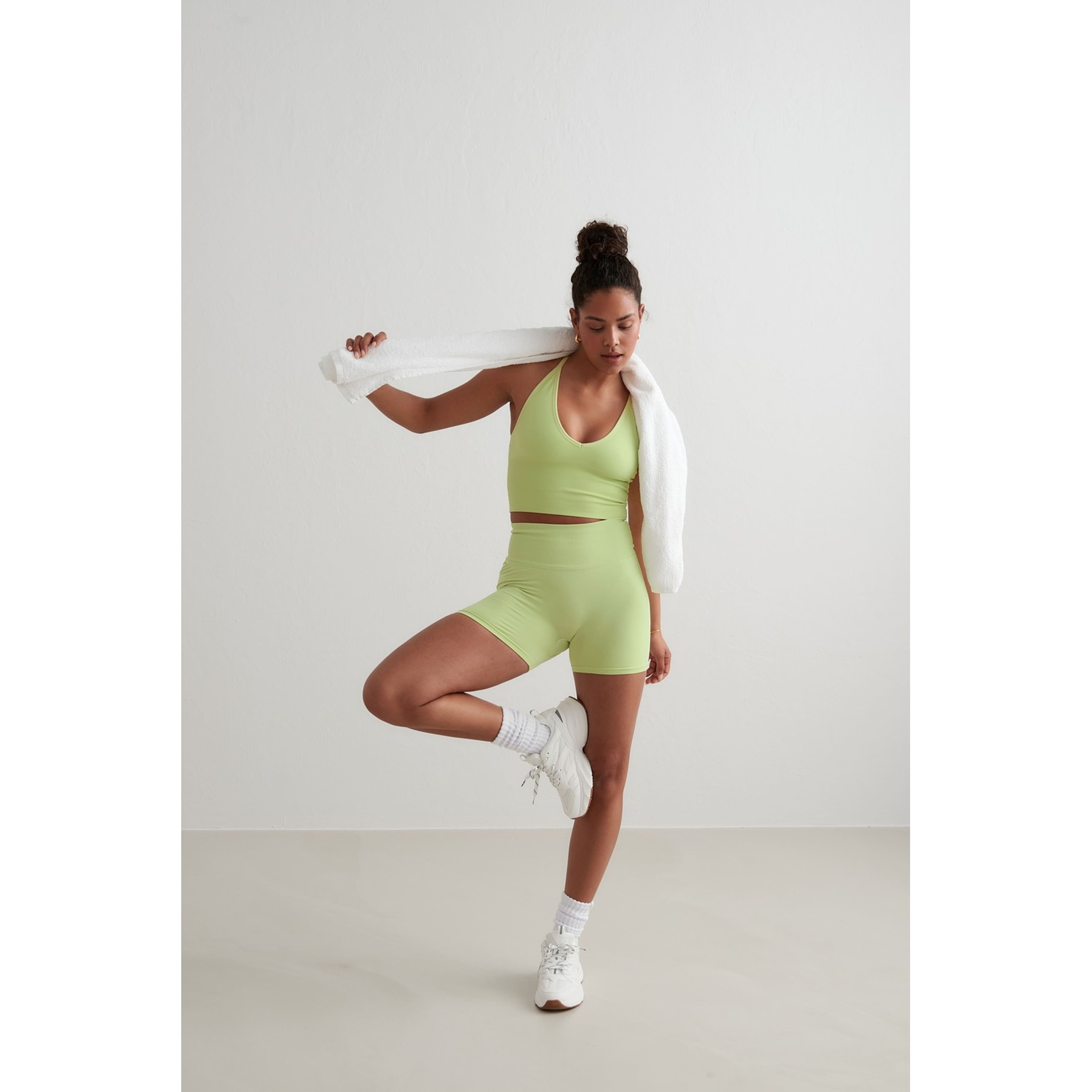 Matcha Shape Seamless Hotpants