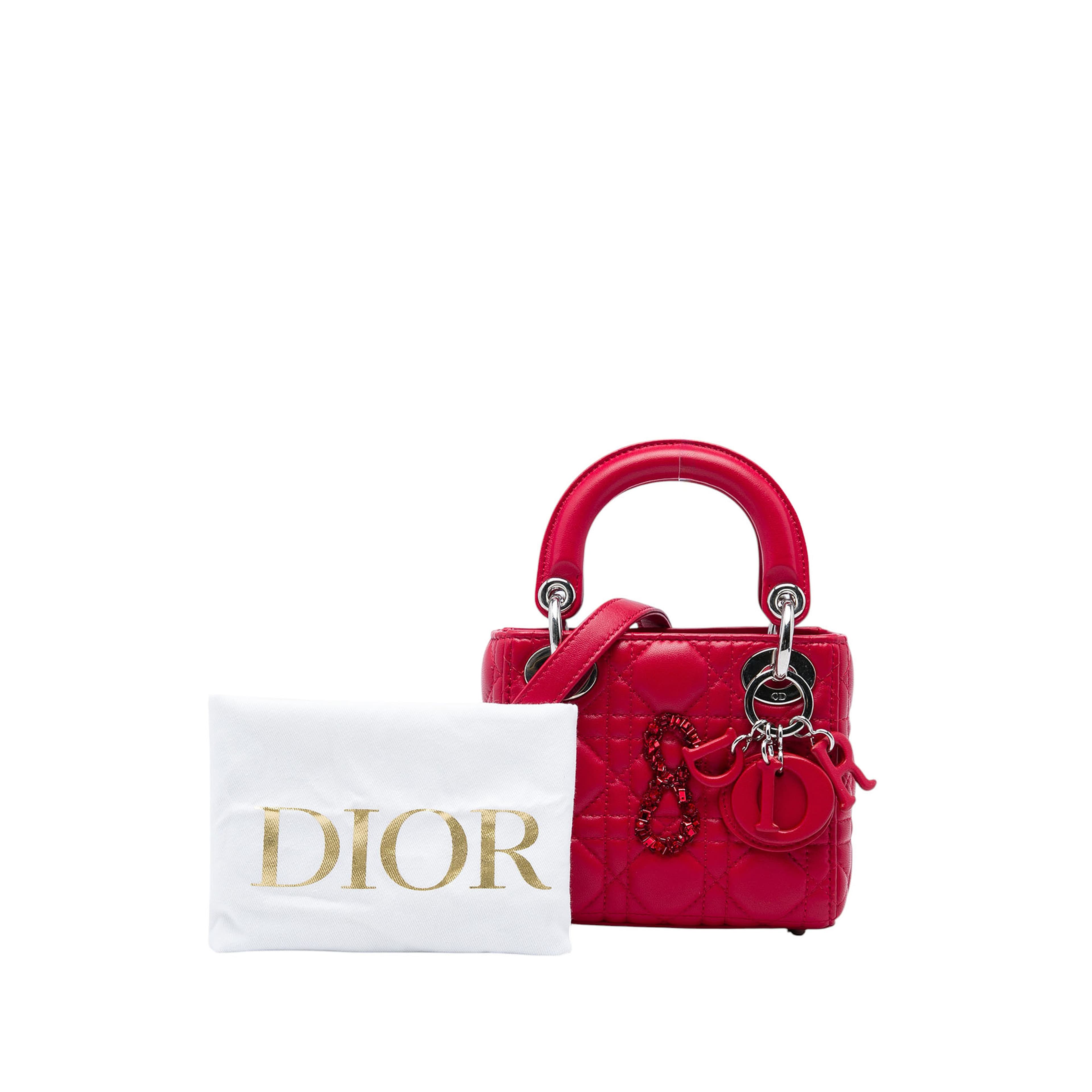 Dior Mini Lambskin Cannage 8 Crystal Lady Dior, från Luxclusif, i färgen röd. Klicka för att öppna bilden i stort format
