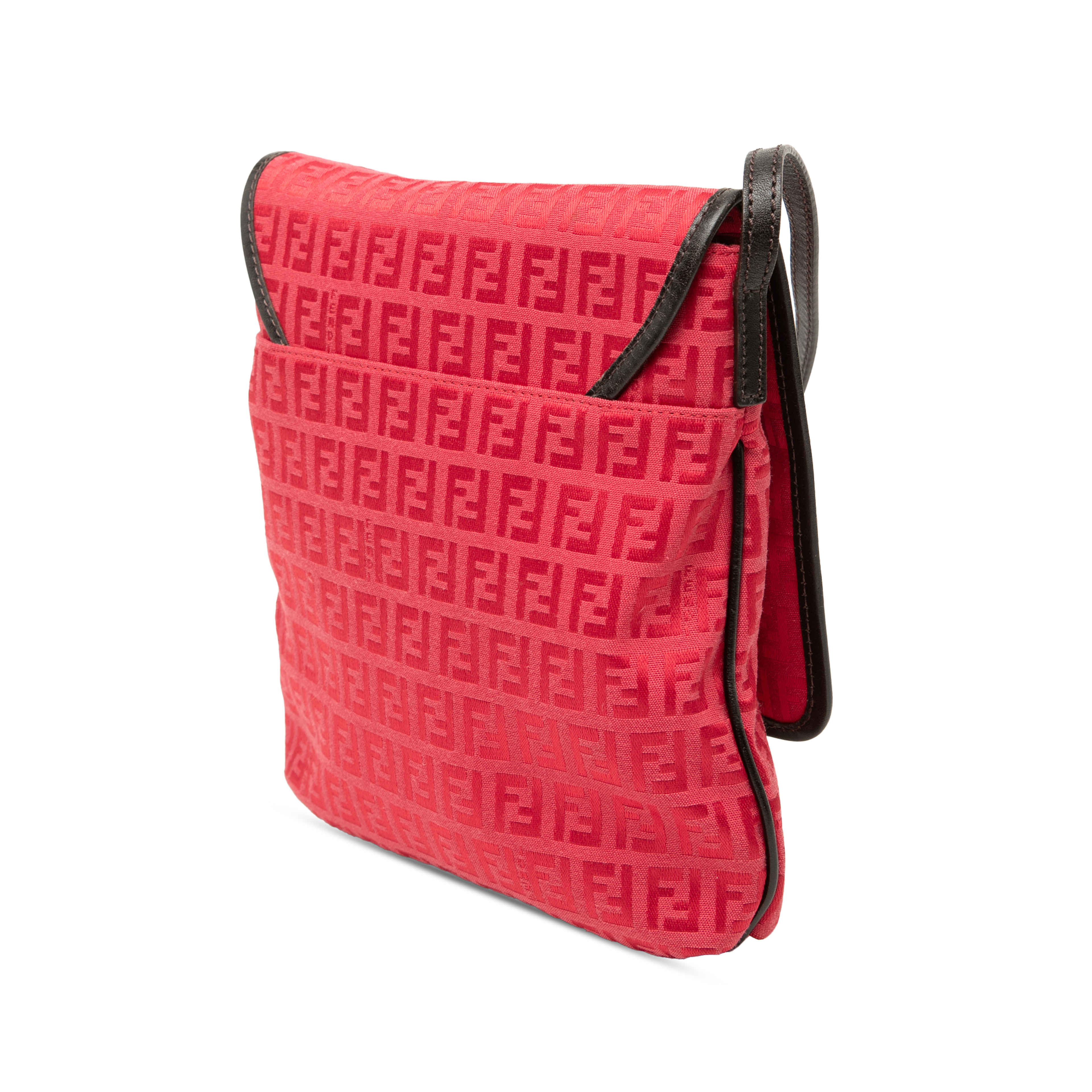 Fendi Zucchino Canvas Crossbody, från Luxclusif, i färgen red. Klicka för att öppna bilden i stort format