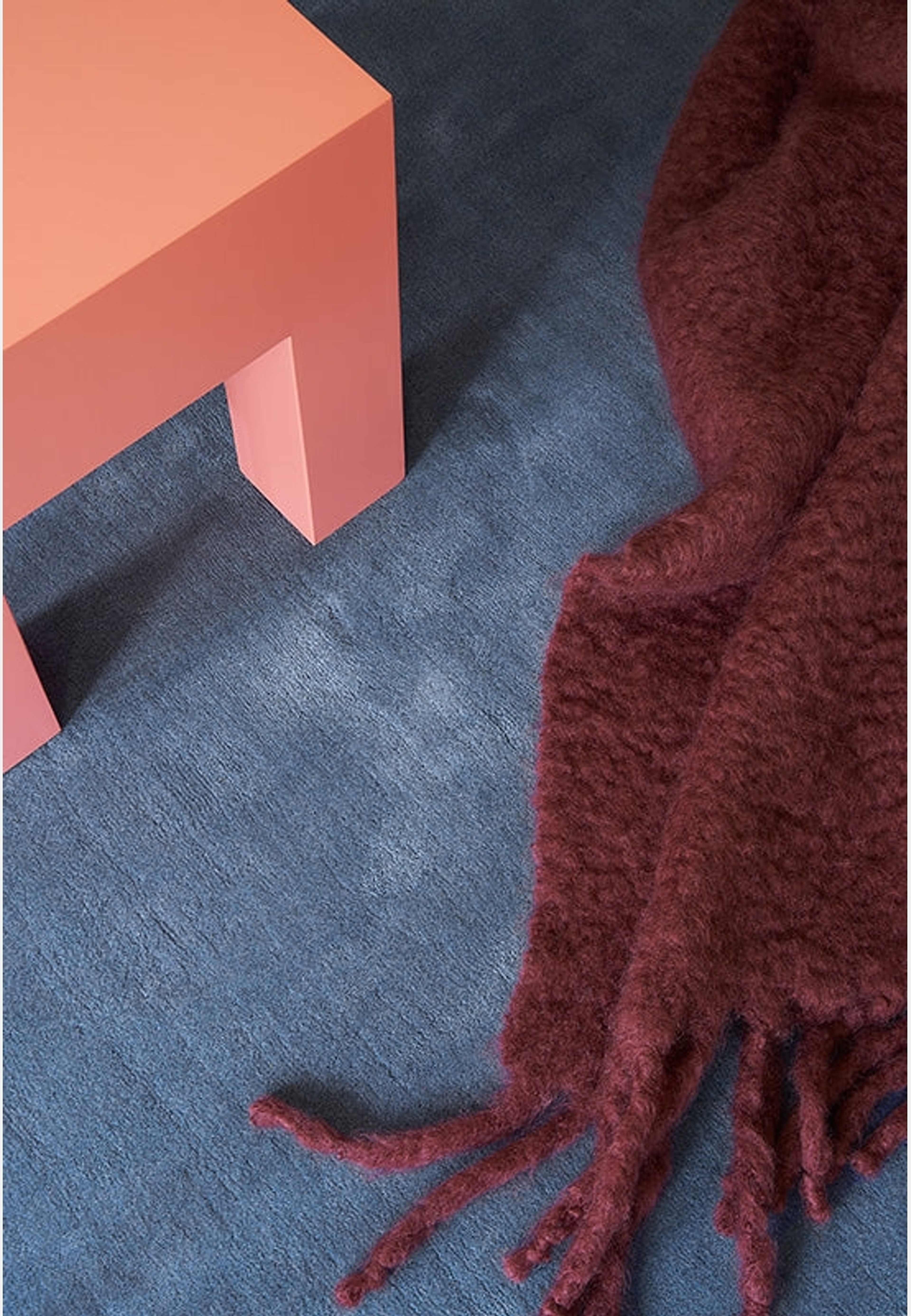 Classic Solid Ullmatta Cornflower Blue, från Layered, i färgen cornflower blue. Klicka för att öppna bilden i stort format