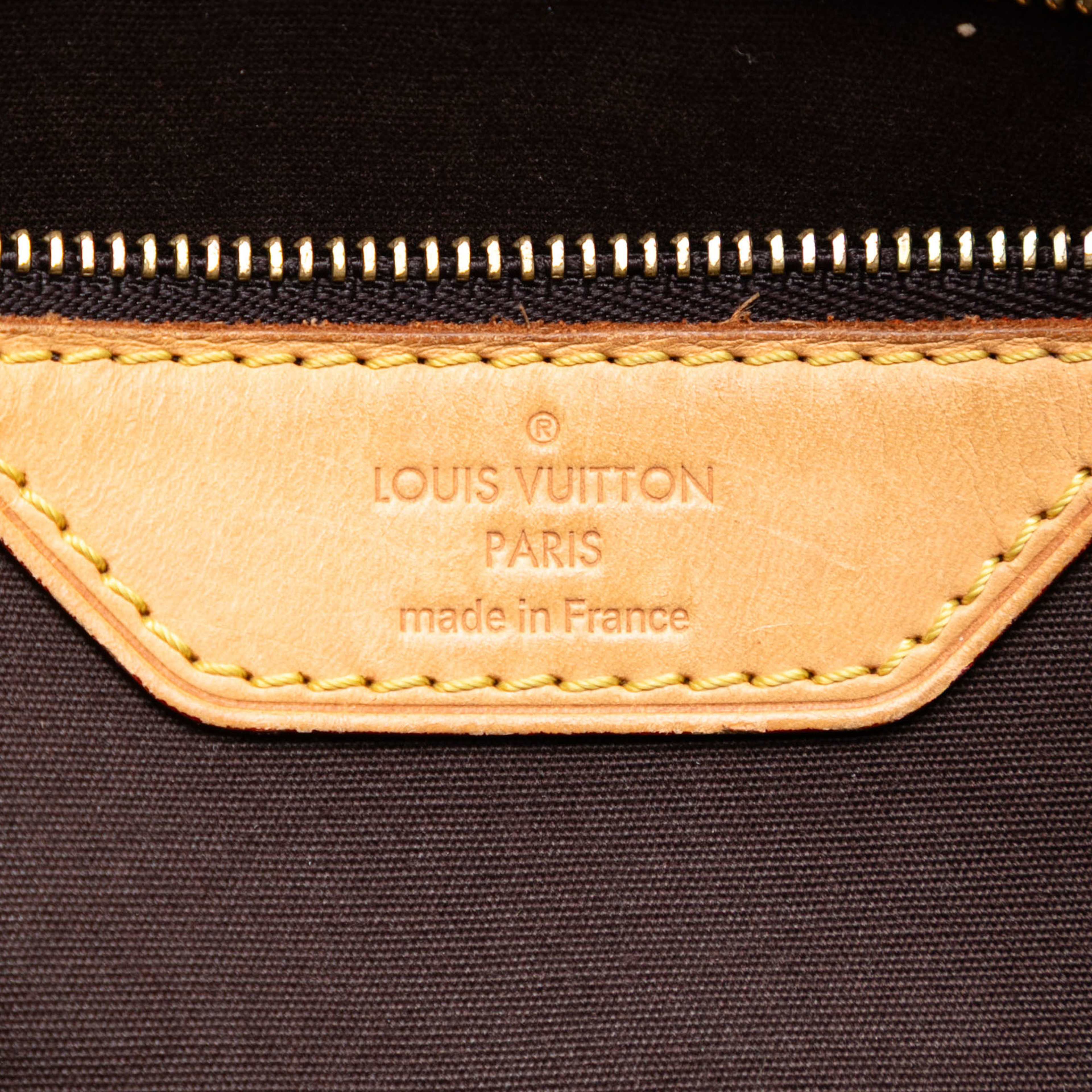 Louis Vuitton Monogram Vernis Brea Mm, från Luxclusif, i färgen purple. Klicka för att öppna bilden i stort format