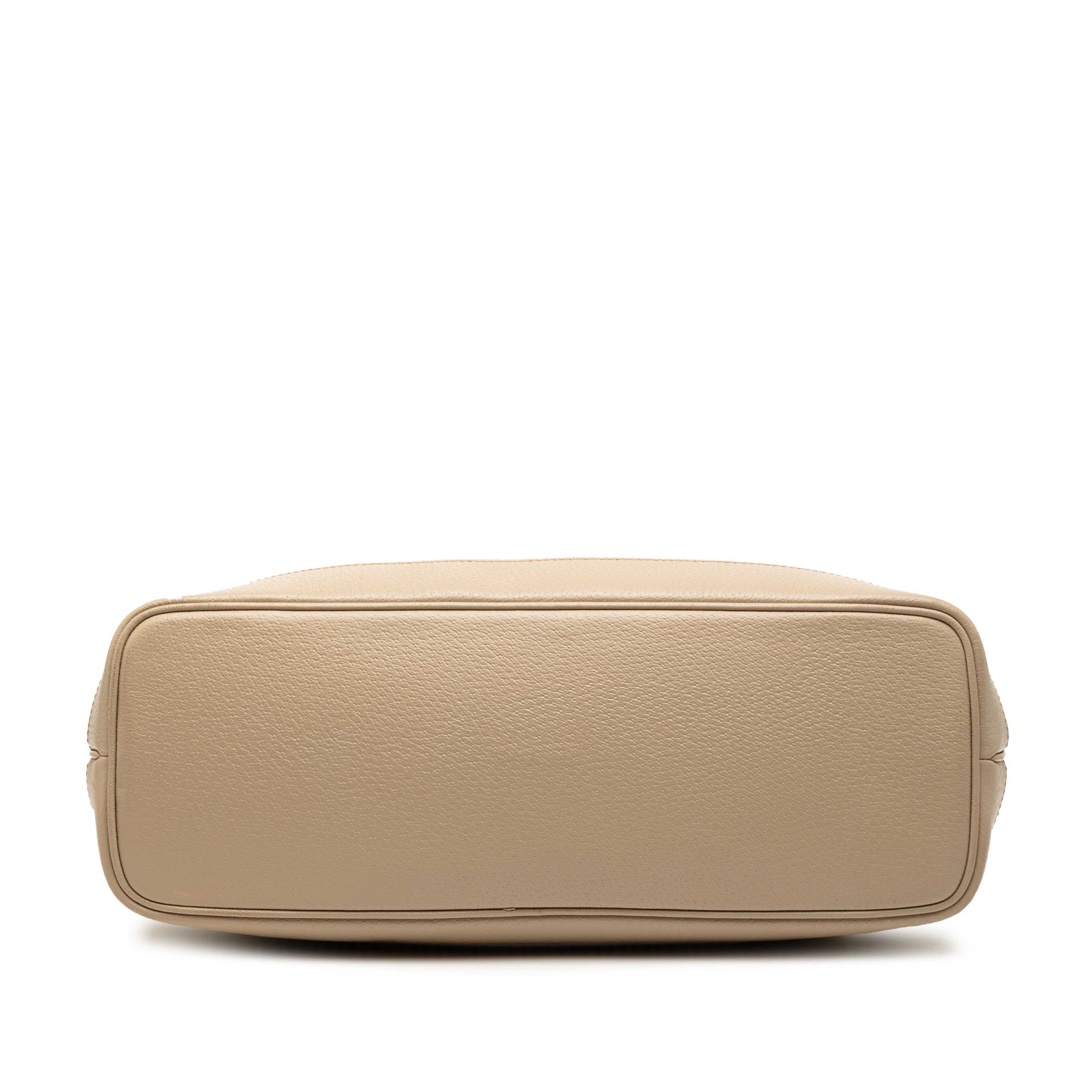 Gucci Medium Gg Supreme Ophidia Tote, från Luxclusif, i färgen beige. Klicka för att öppna bilden i stort format