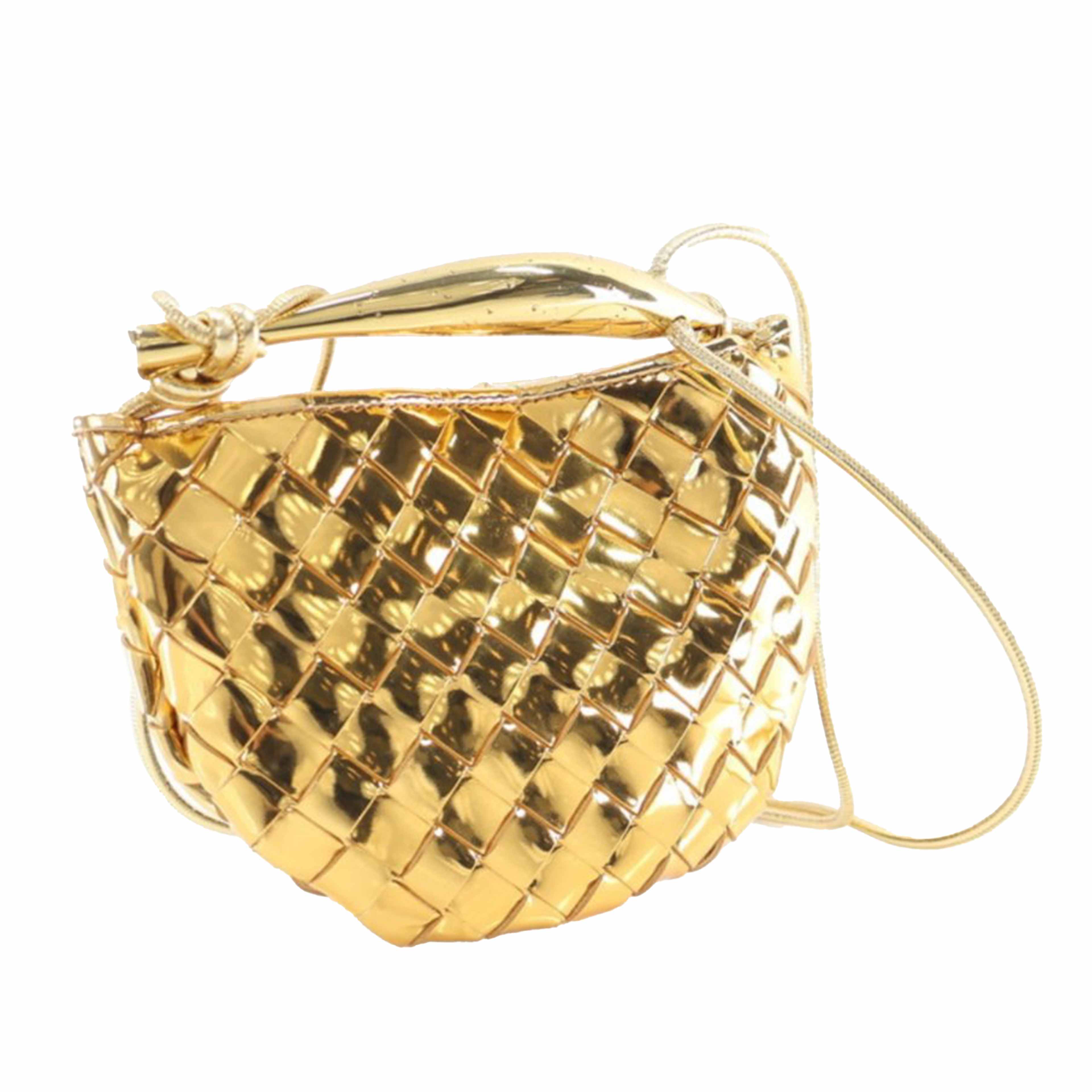 Bottega Veneta Baby Metallic Lambskin Intrecciato Sardine, från Luxclusif, i färgen gold. Klicka för att öppna bilden i stort format