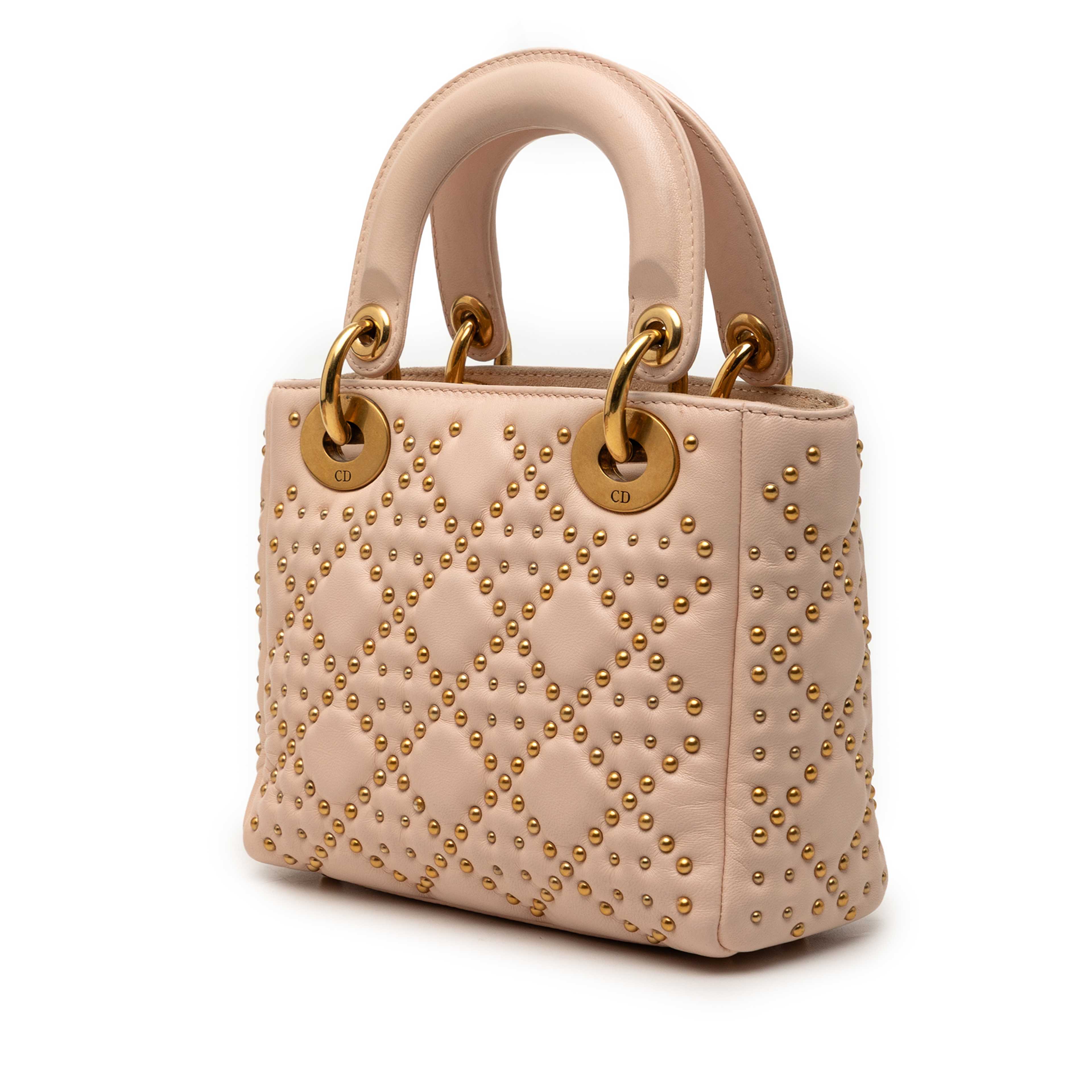 Dior Mini Lambskin Cannage Studded Supple Lady Dior, från Luxclusif, i färgen brun. Klicka för att öppna bilden i stort format