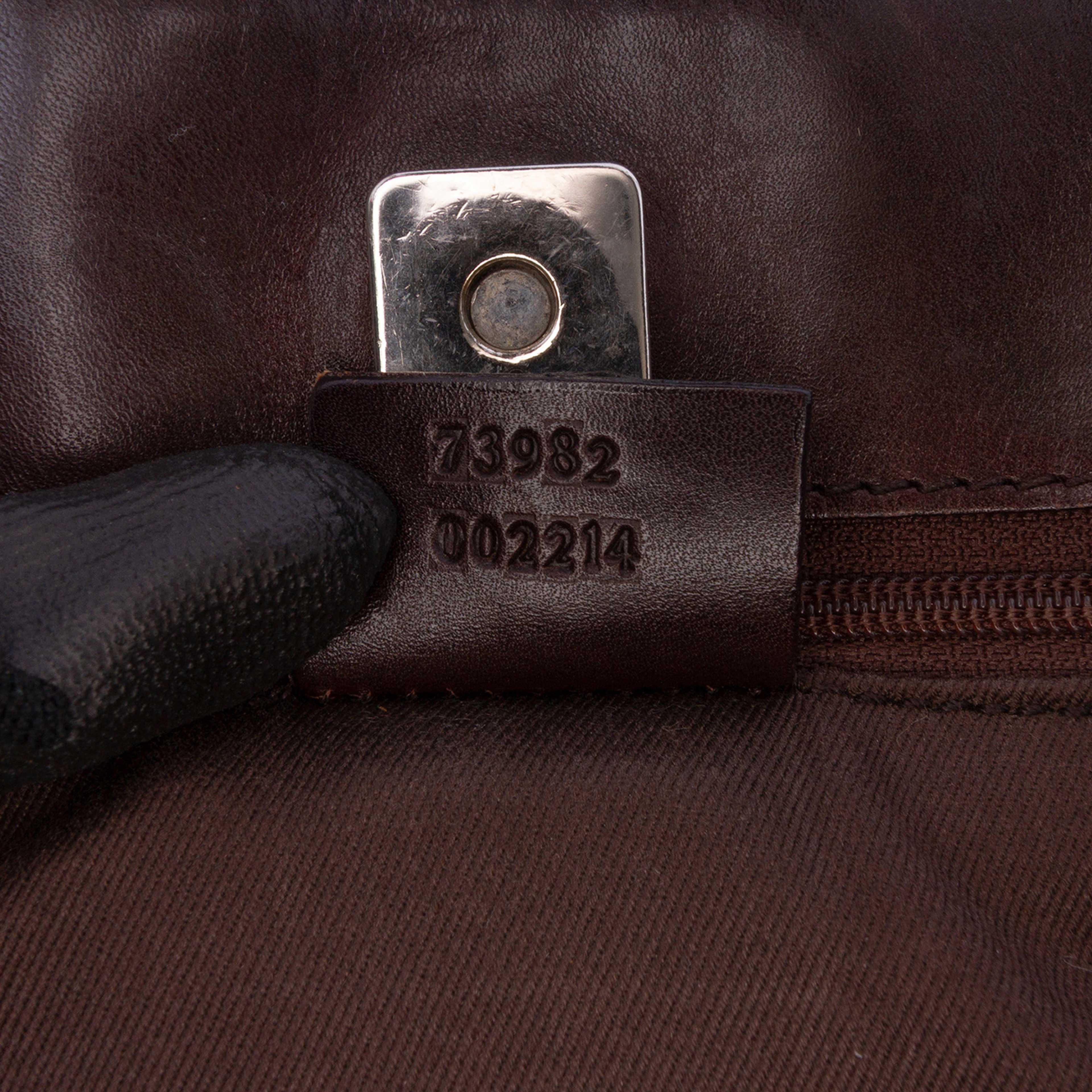 Gucci Gg Denim Tote, från Luxclusif, i färgen dark brown. Klicka för att öppna bilden i stort format