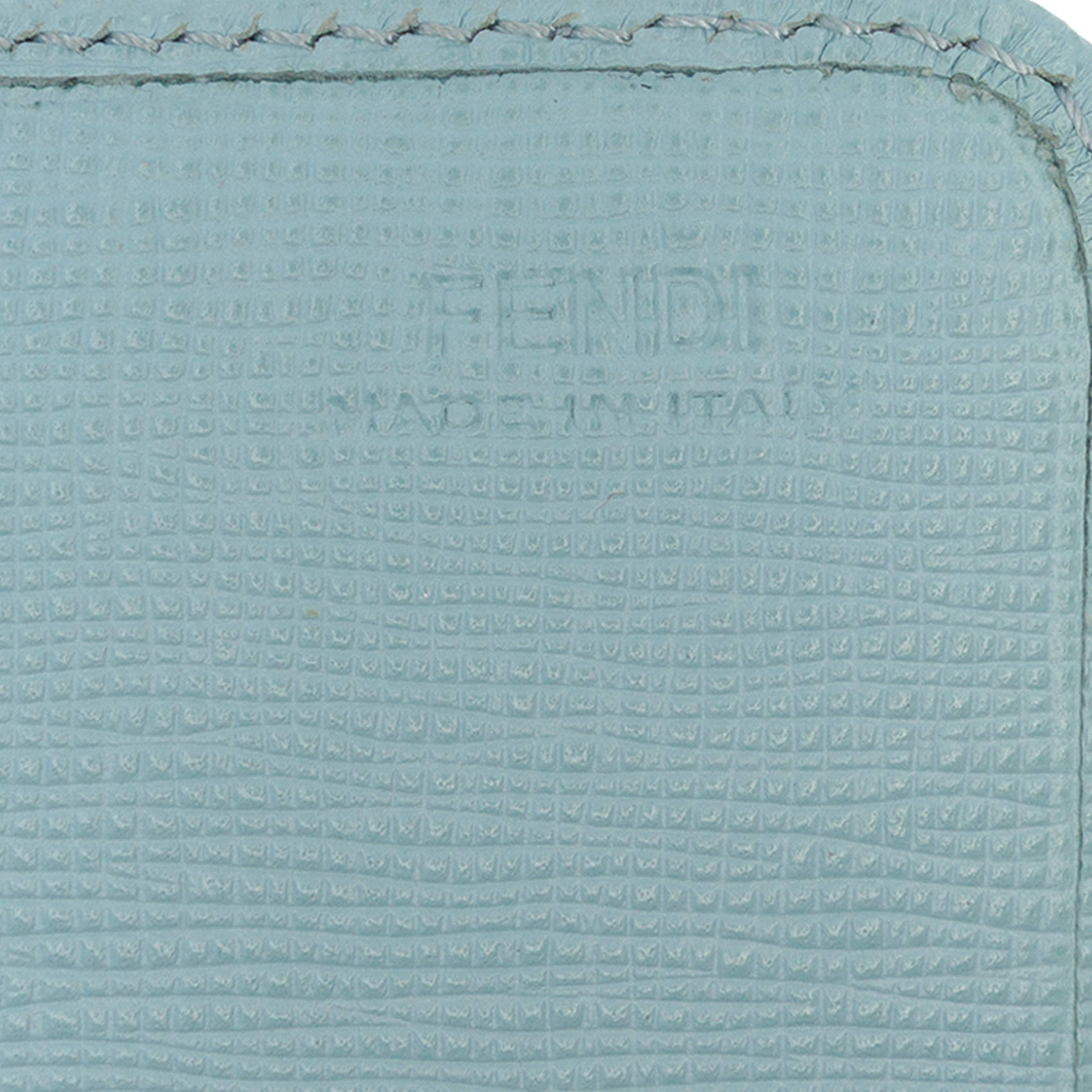 Fendi Leather Flowerland Continental Long Wallet, från Luxclusif, i färgen light blue. Klicka för att öppna bilden i stort format