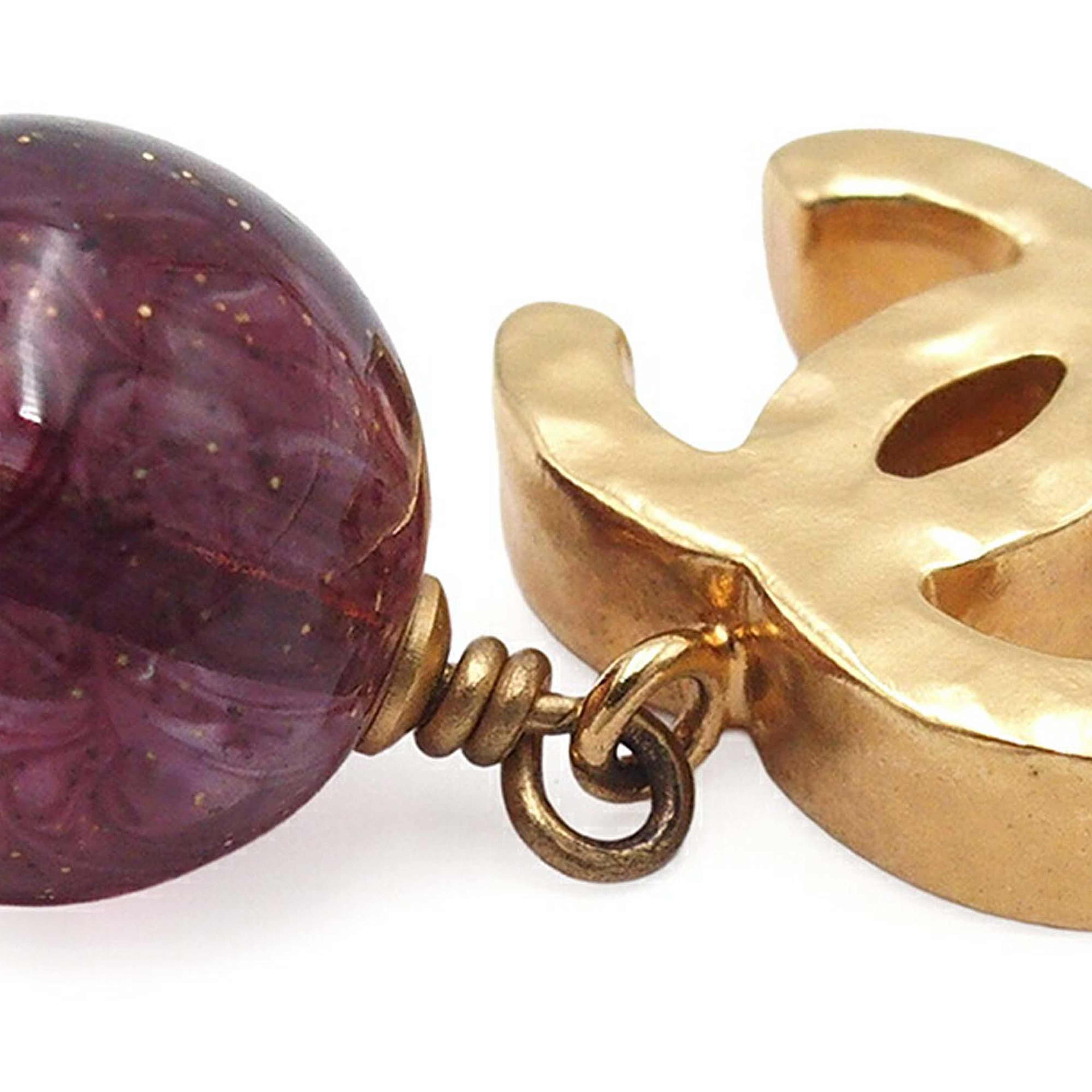 Chanel Gold Plated Cc Bead Drop Necklace, från Luxclusif, i färgen gold. Klicka för att öppna bilden i stort format