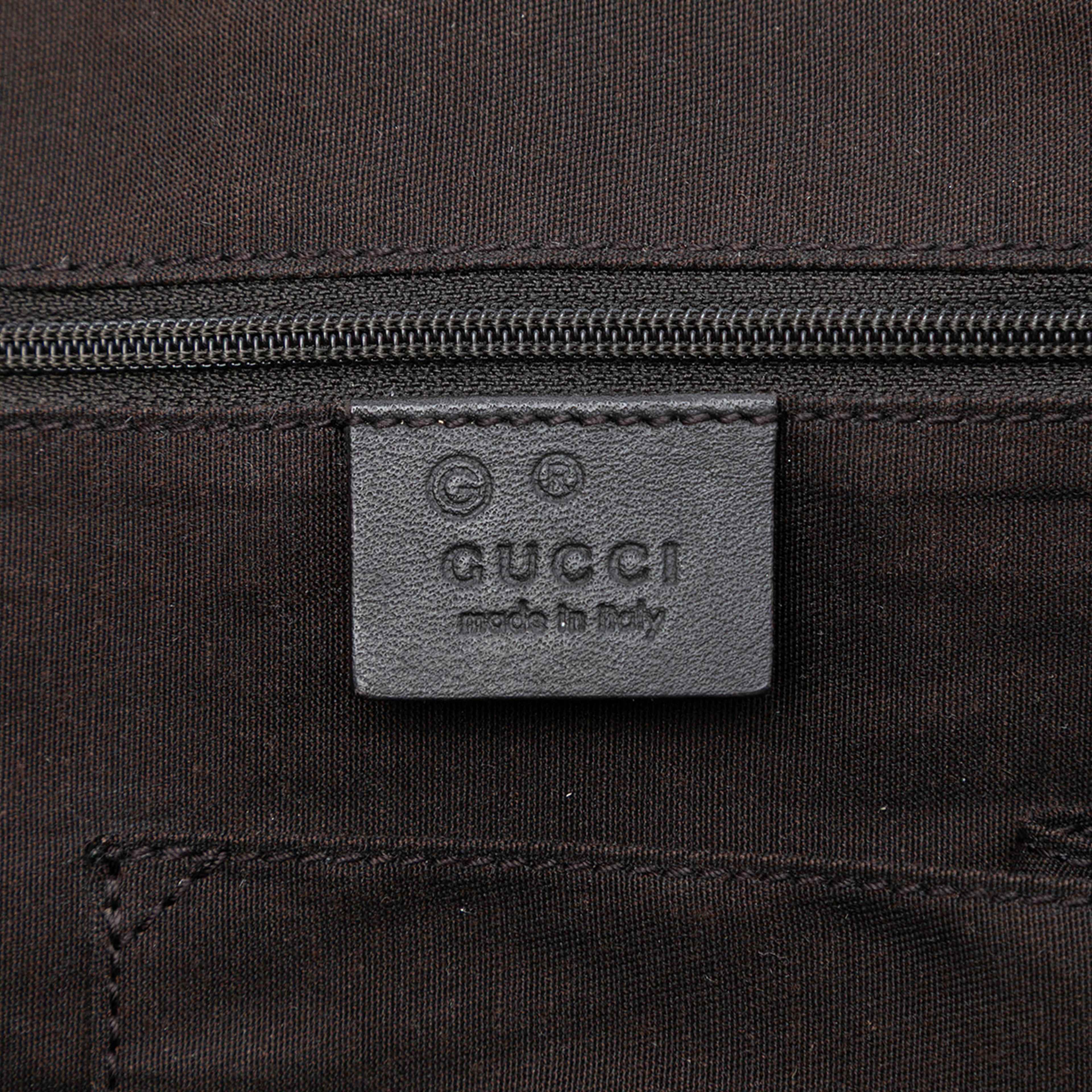 Gucci Embossed Leather Horsebit Full Moon Tote, från Luxclusif, i färgen black. Klicka för att öppna bilden i stort format