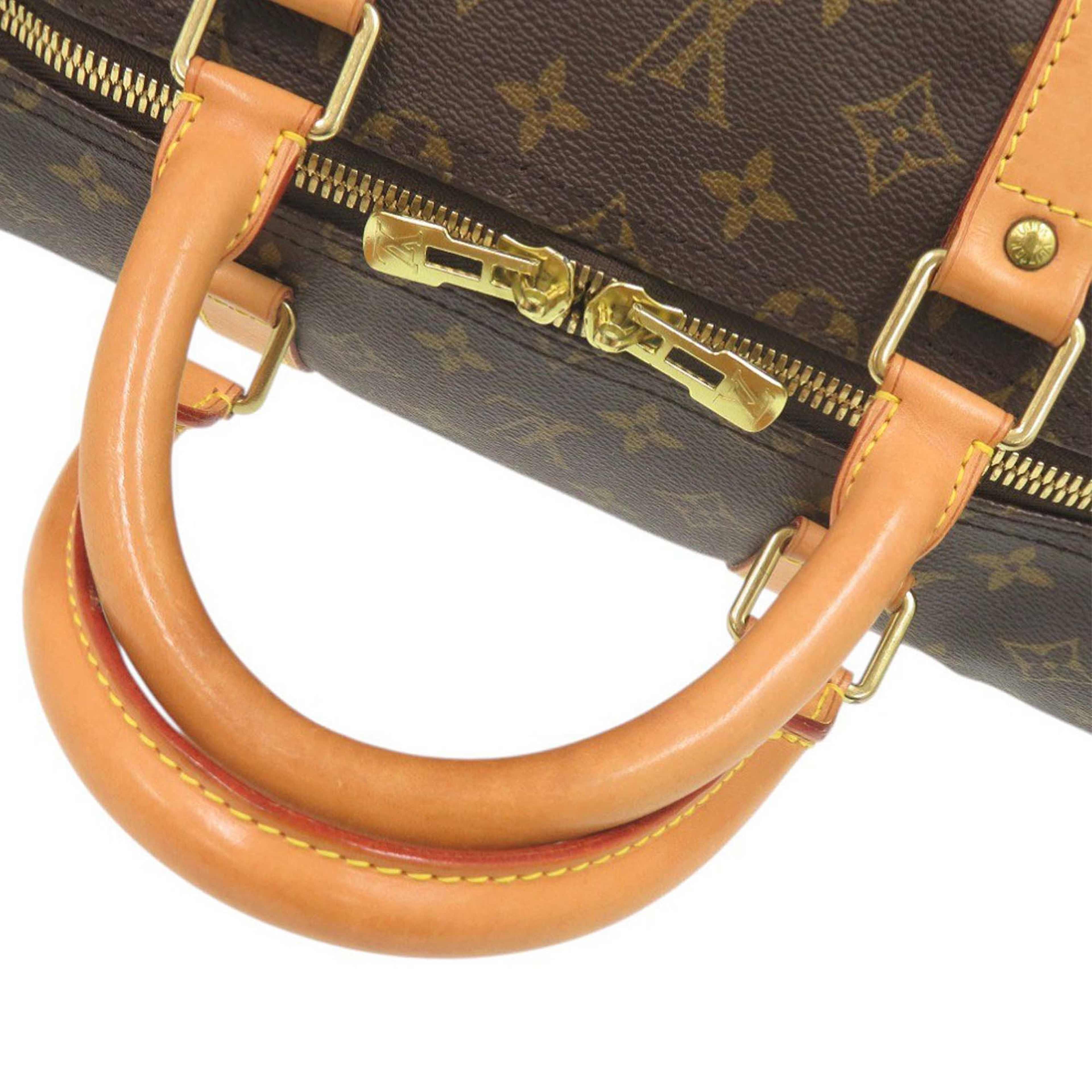 Louis Vuitton Monogram Keepall Bandouliere 55, från Luxclusif, i färgen brun. Klicka för att öppna bilden i stort format