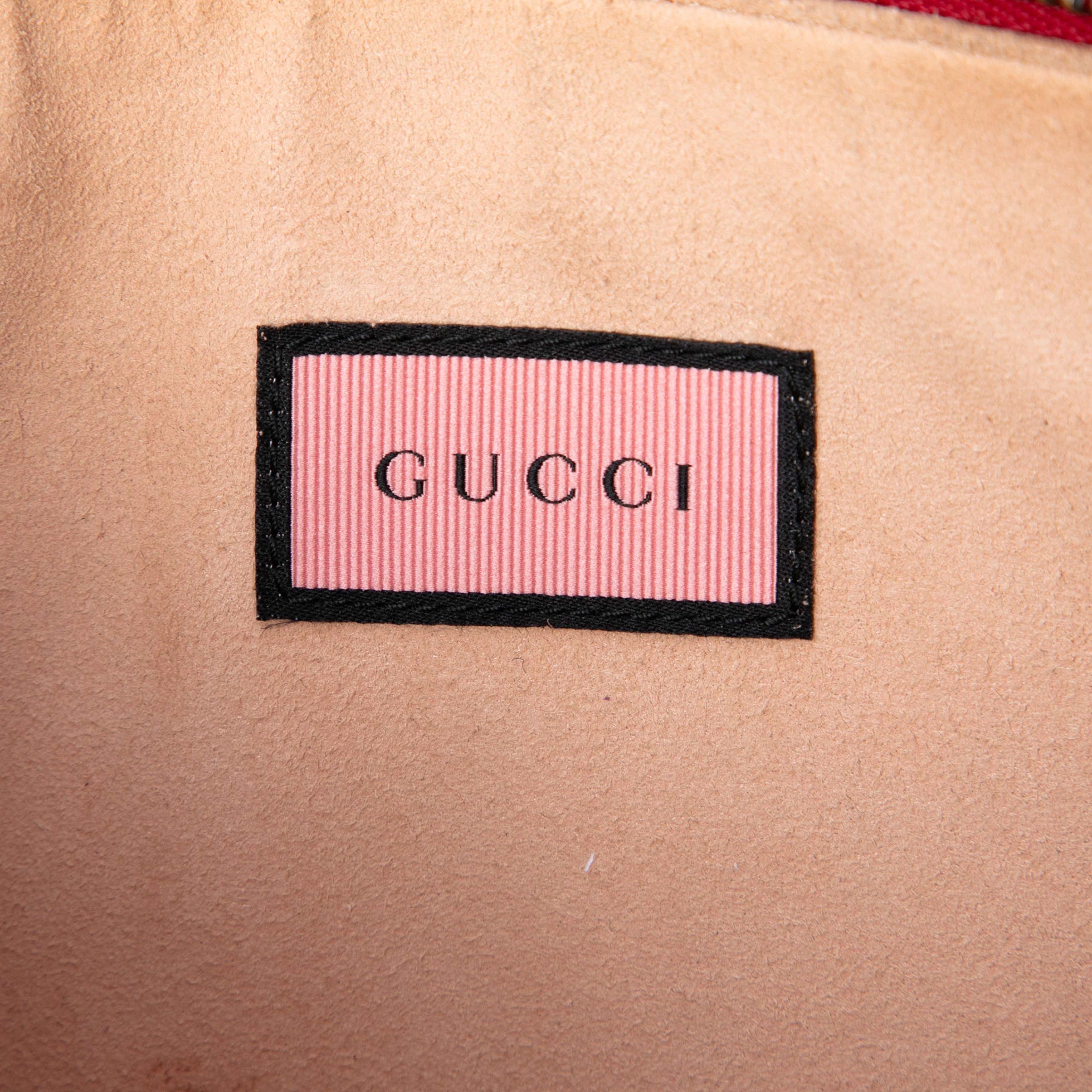 Gucci Calfskin Ghost Hamlet Skull Zip Pouch, från Luxclusif, i färgen red. Klicka för att öppna bilden i stort format