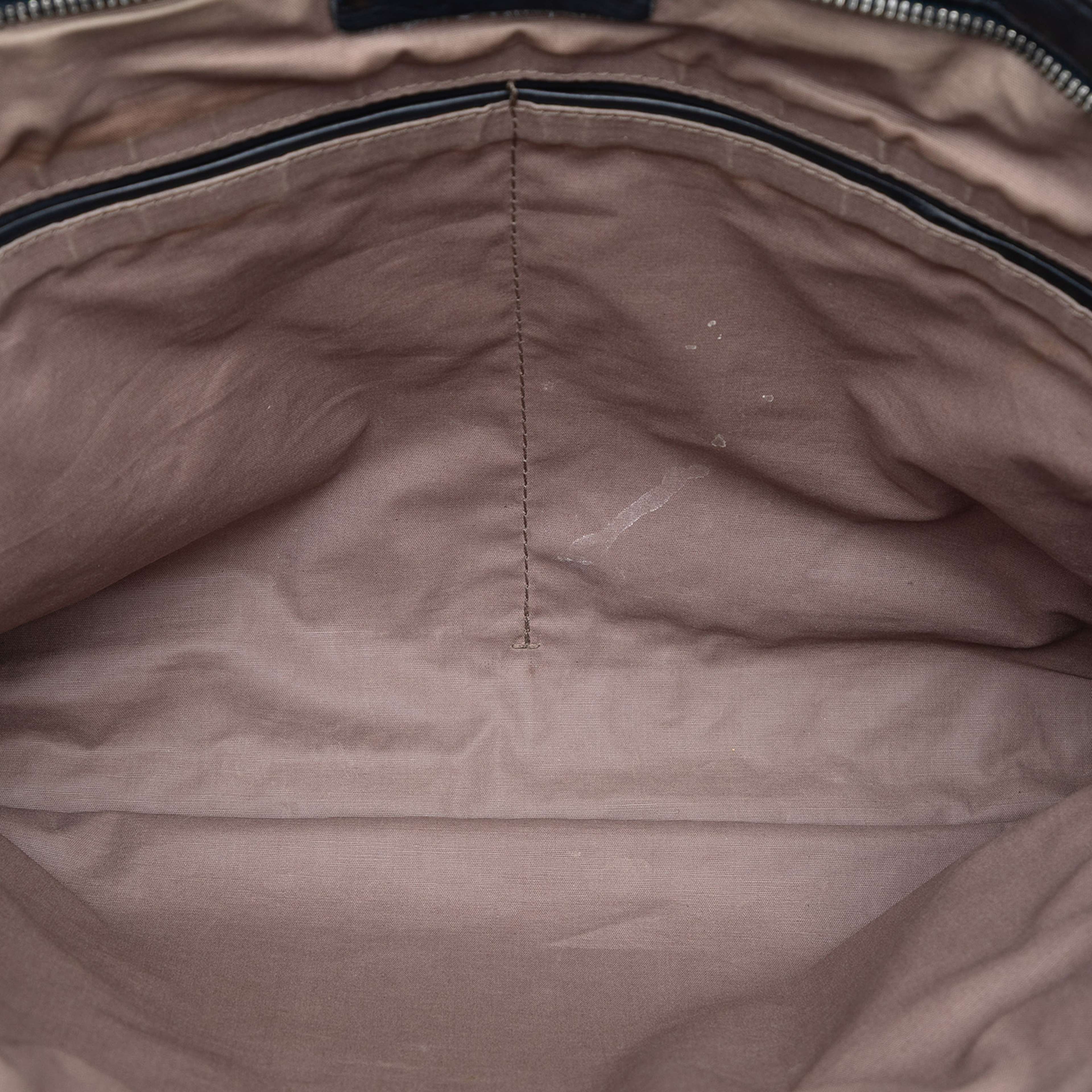 Bottega Veneta Nappa Intrecciato Business Bag, från Luxclusif, i färgen black. Klicka för att öppna bilden i stort format