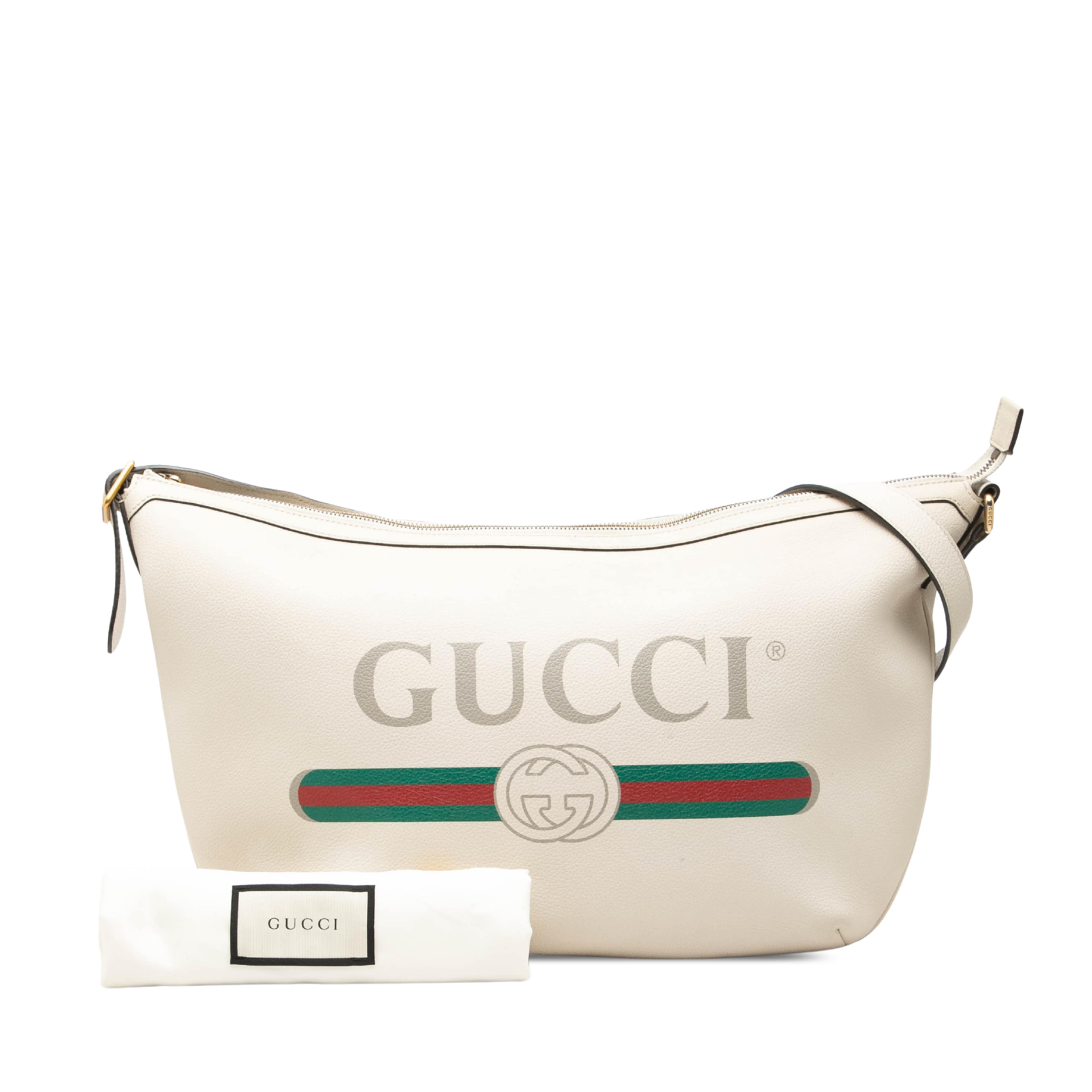 Gucci Grained Calfskin Logo Half Moon Crossbody, från Luxclusif, i färgen vit. Klicka för att öppna bilden i stort format