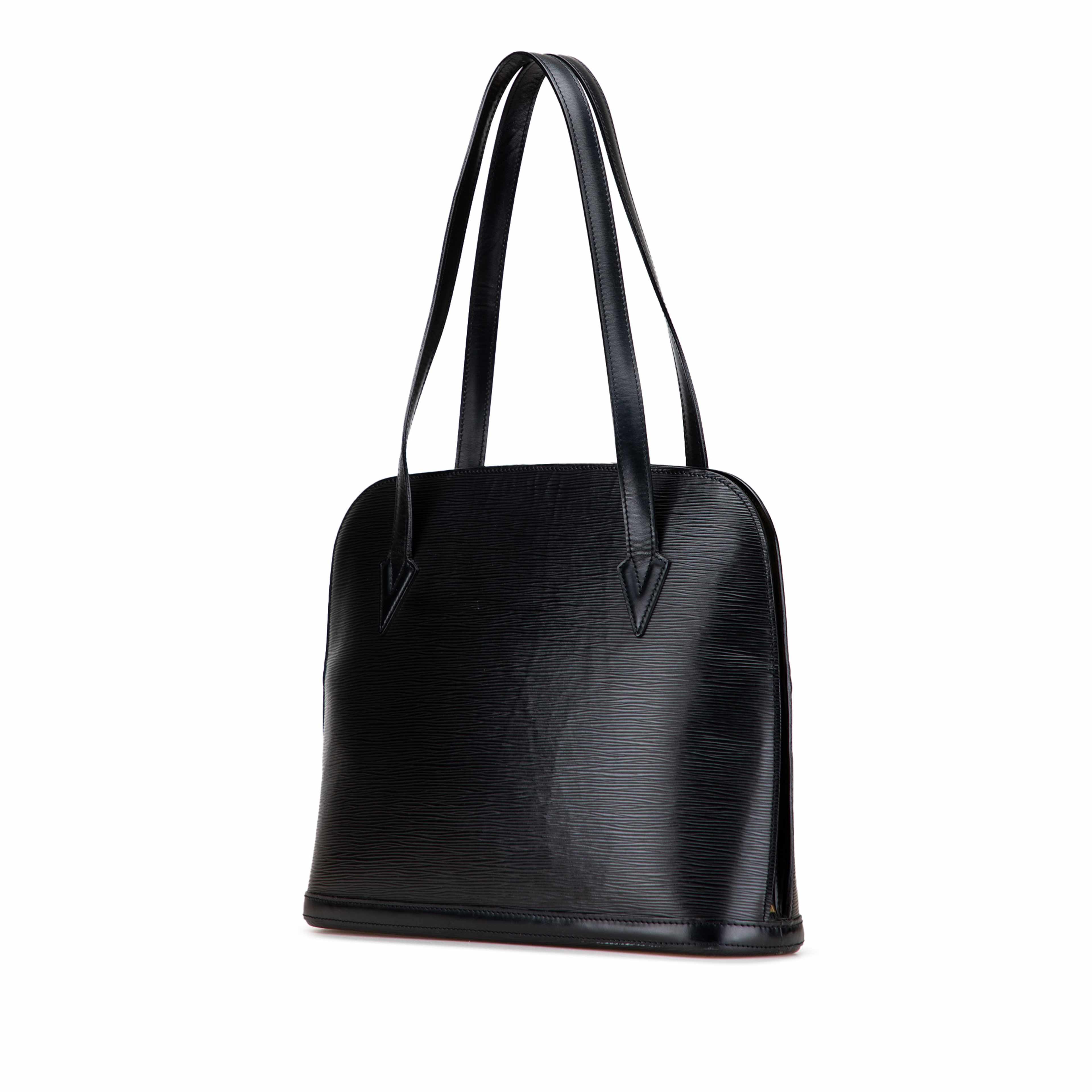 Louis Vuitton Epi Lussac, från Luxclusif, i färgen black. Klicka för att öppna bilden i stort format