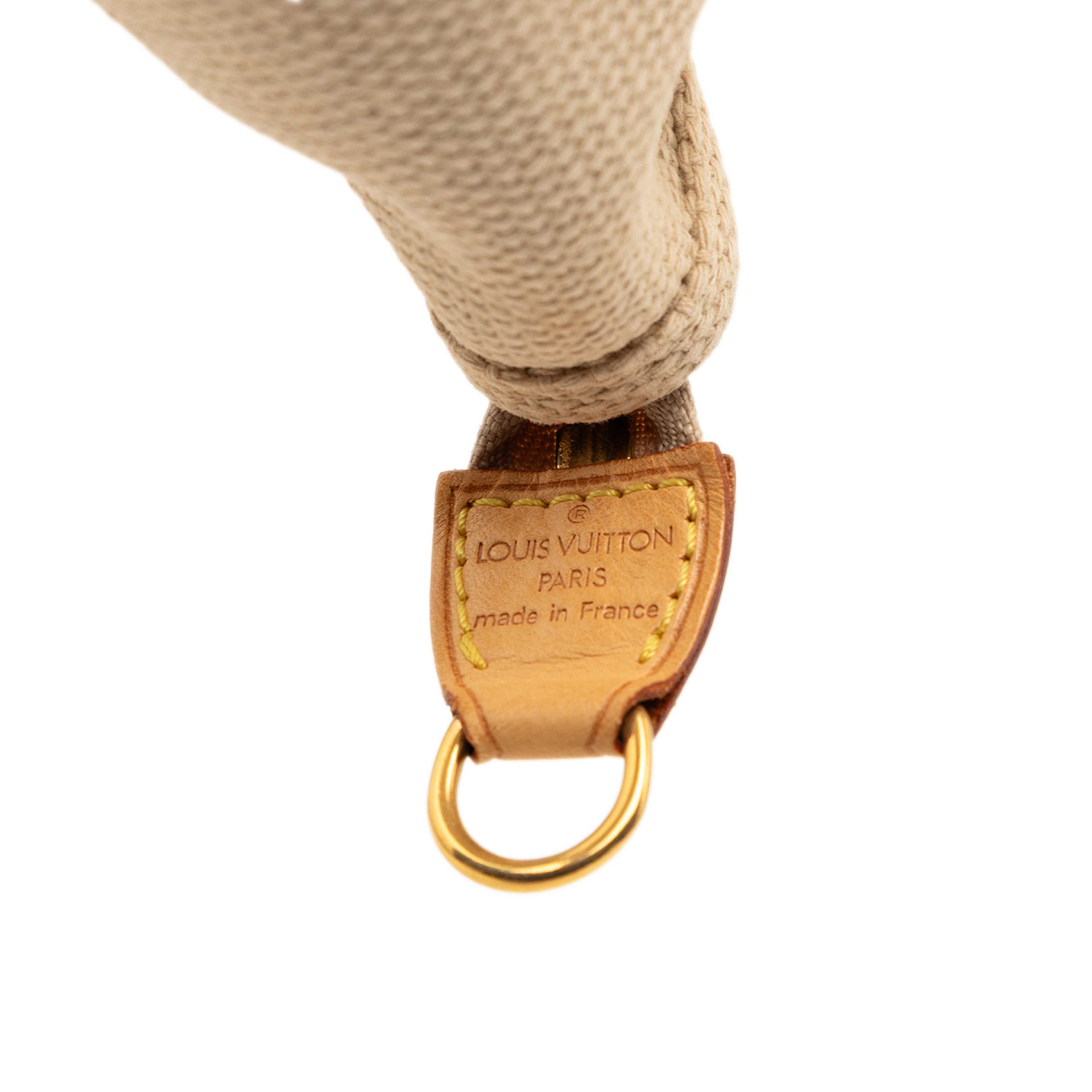 Louis Vuitton Antigua Cabas Mm, från Luxclusif, i färgen beige. Klicka för att öppna bilden i stort format