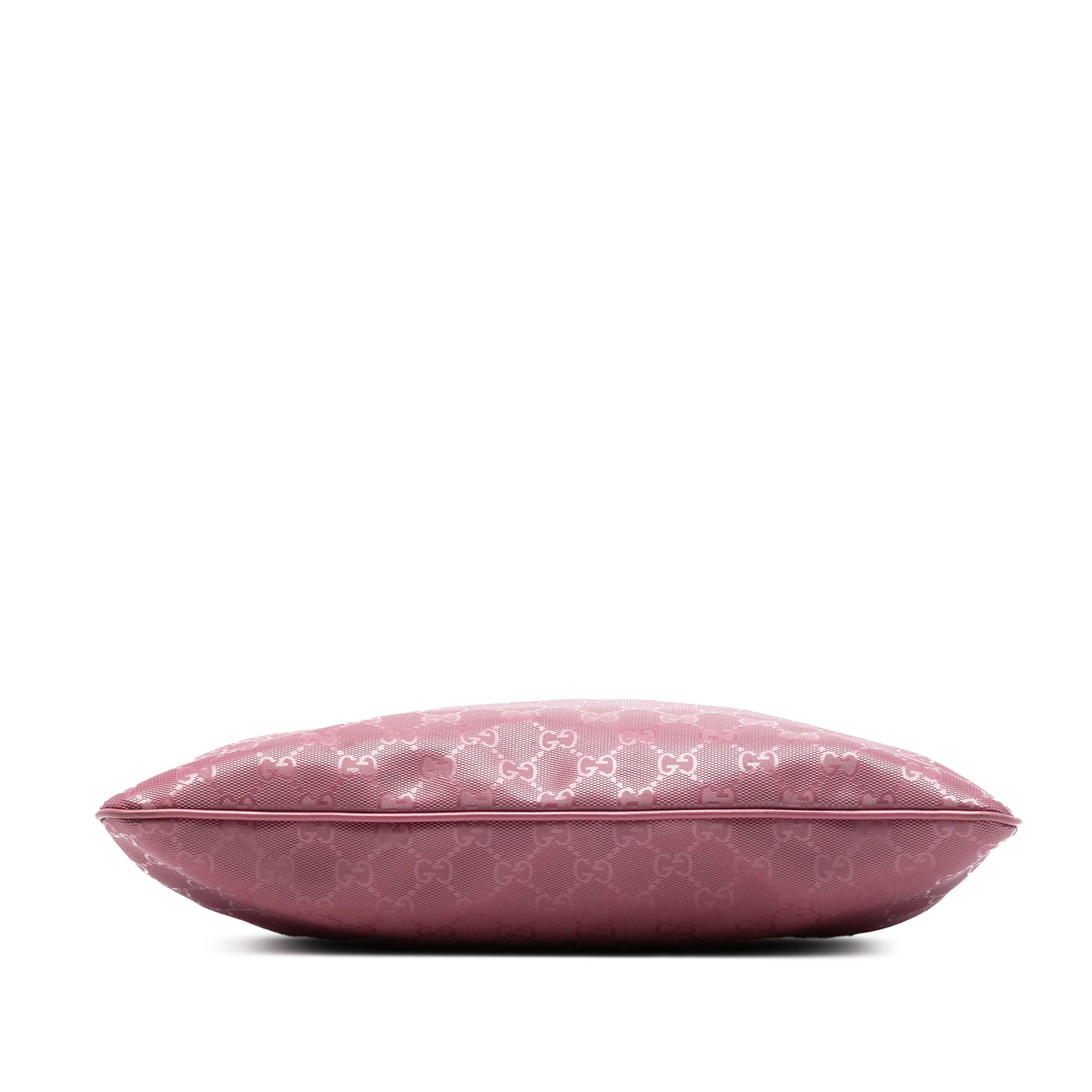Gucci Gg Imprime Crossbody, från Luxclusif, i färgen pink. Klicka för att öppna bilden i stort format