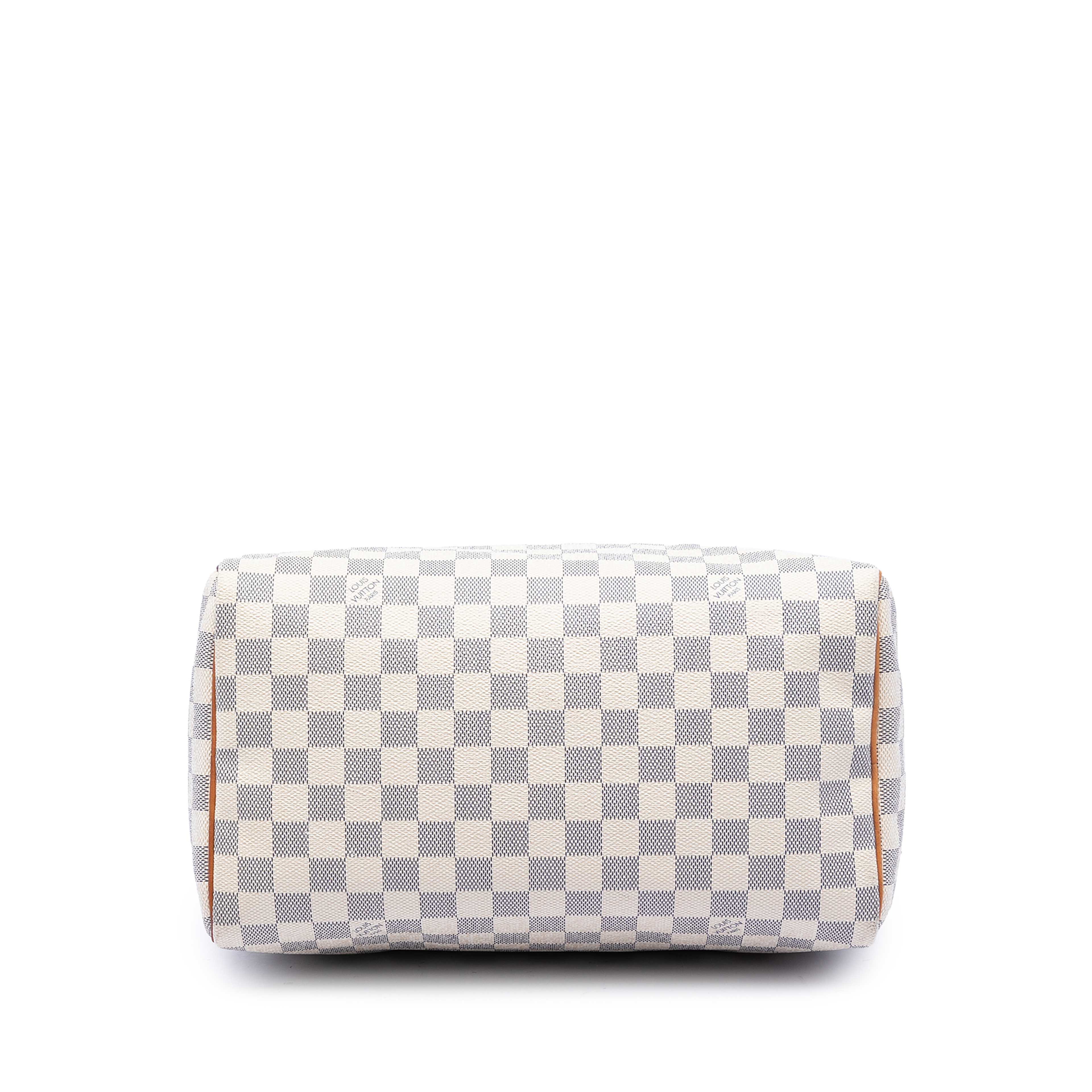 Louis Vuitton Damier Azur Speedy 30, från Luxclusif, i färgen white. Klicka för att öppna bilden i stort format