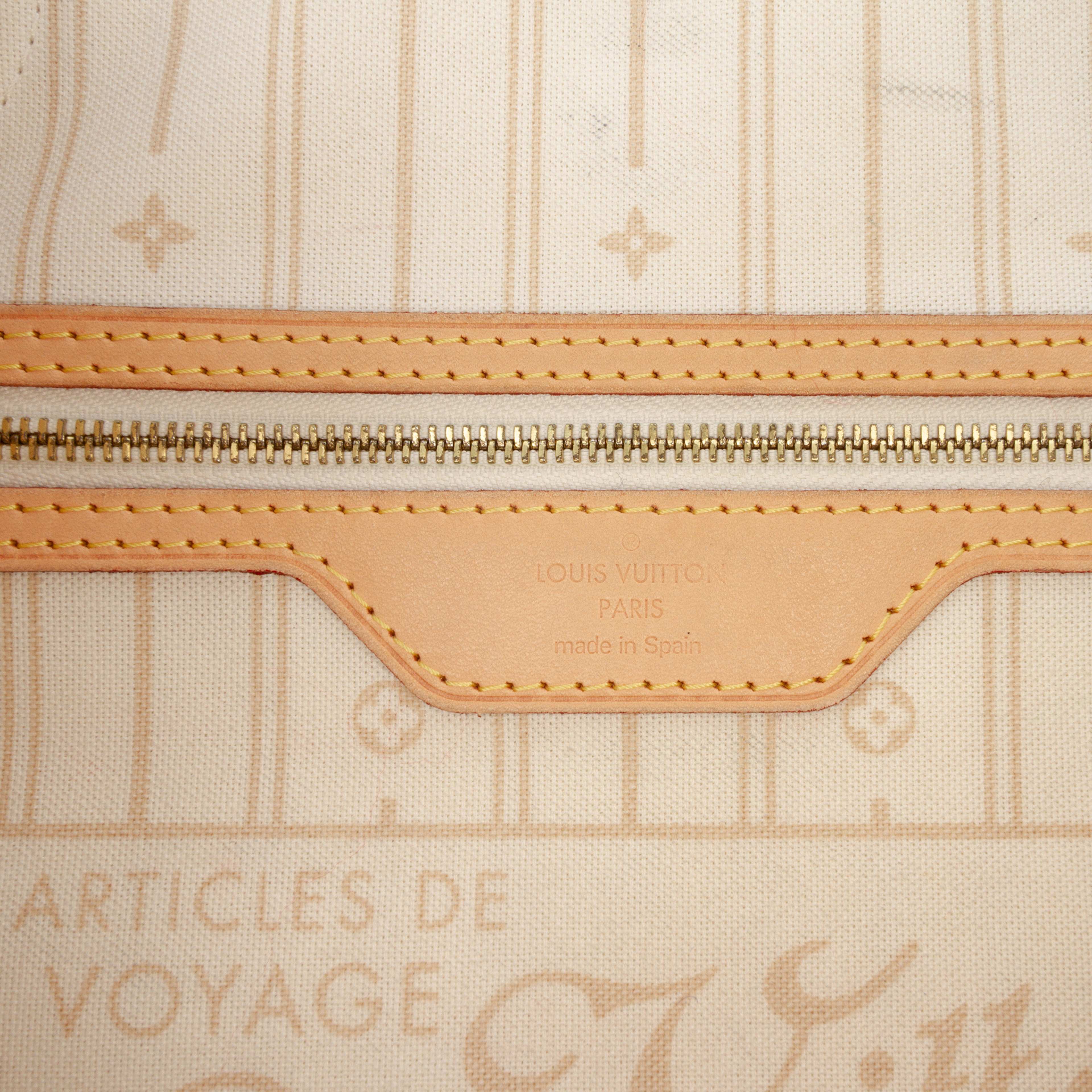 Louis Vuitton Damier Azur Neverfull Mm, från Luxclusif, i färgen white. Klicka för att öppna bilden i stort format