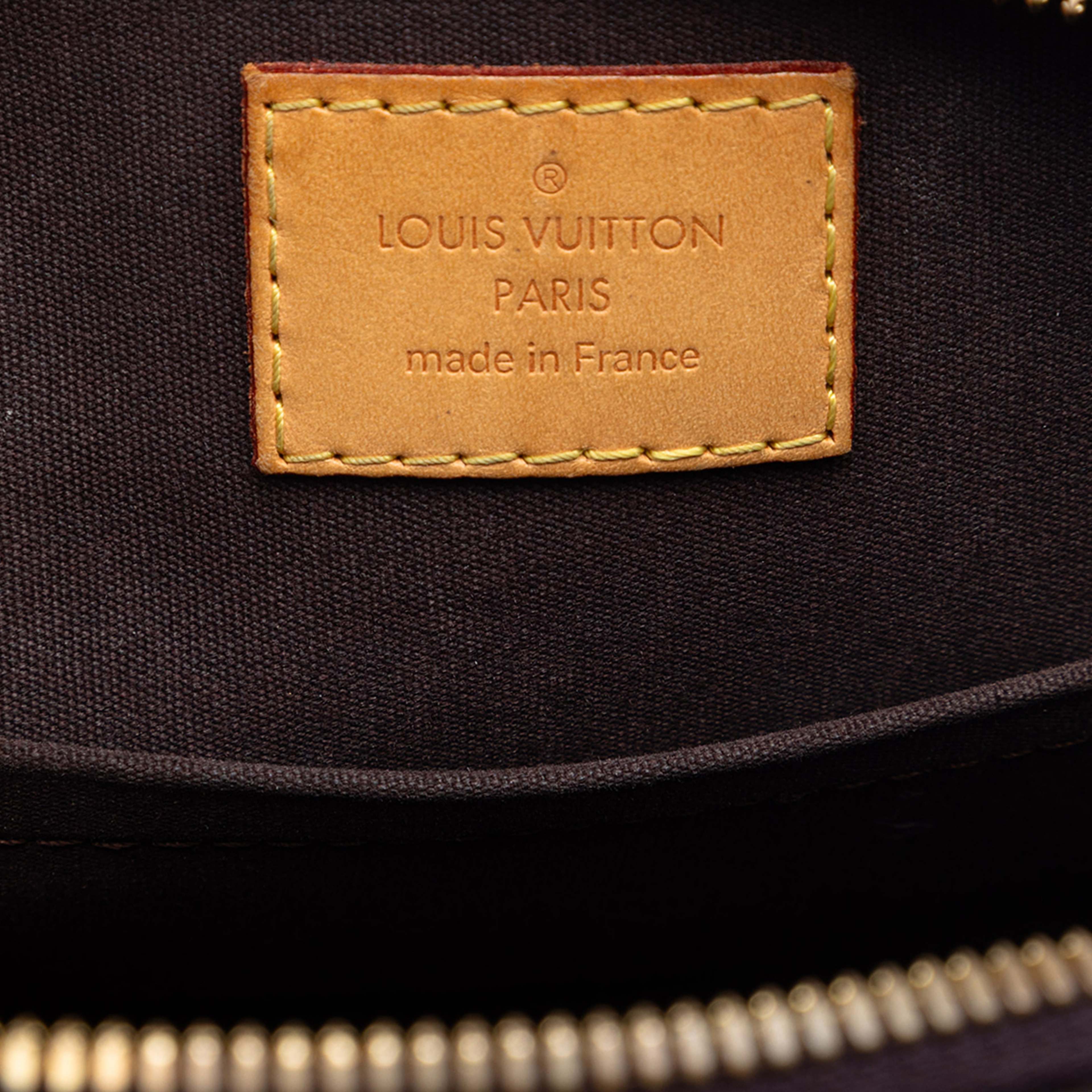 Louis Vuitton Monogram Vernis Alma Bb, från Luxclusif, i färgen purpur. Klicka för att öppna bilden i stort format