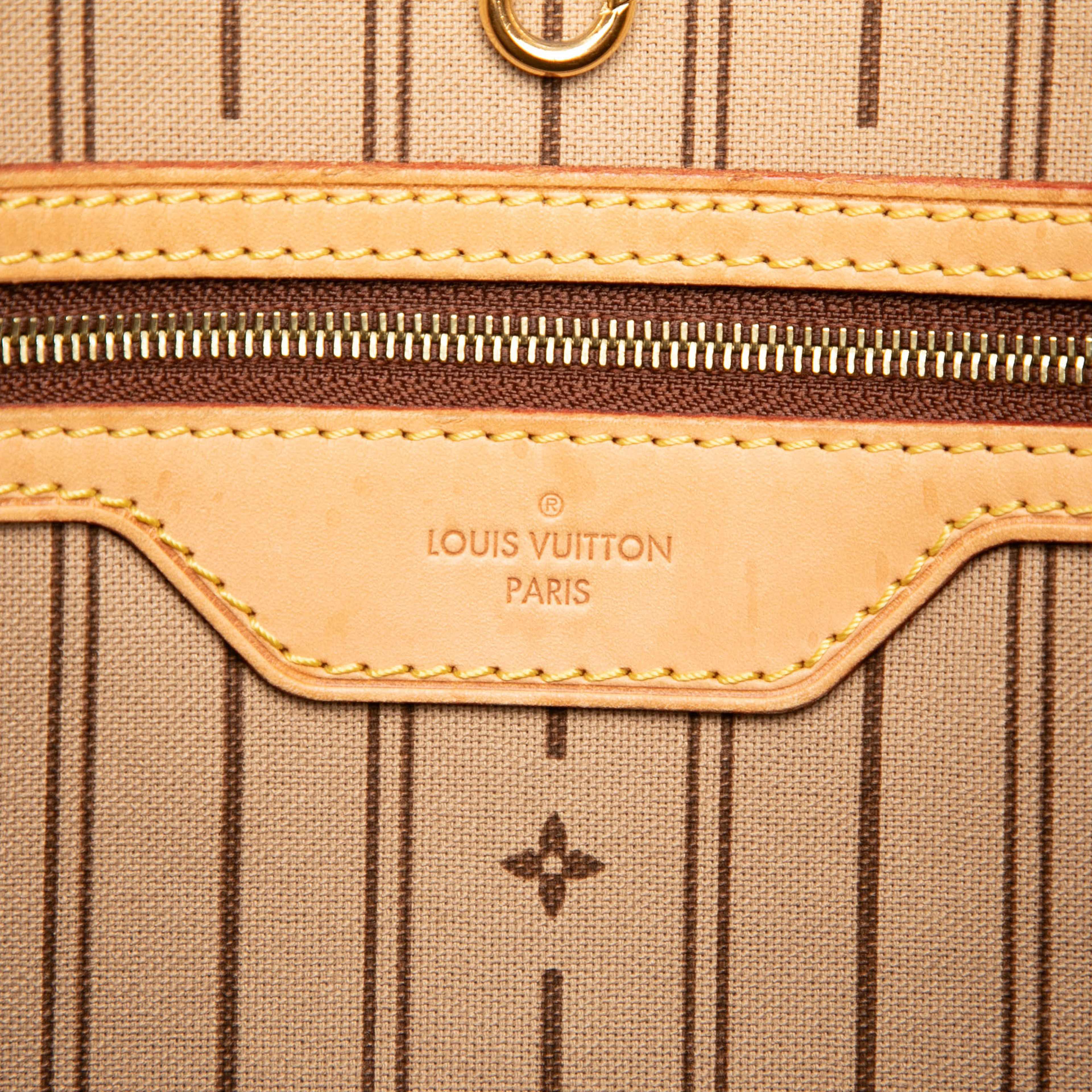 Louis Vuitton Monogram Delightful Gm, från Luxclusif, i färgen brown. Klicka för att öppna bilden i stort format