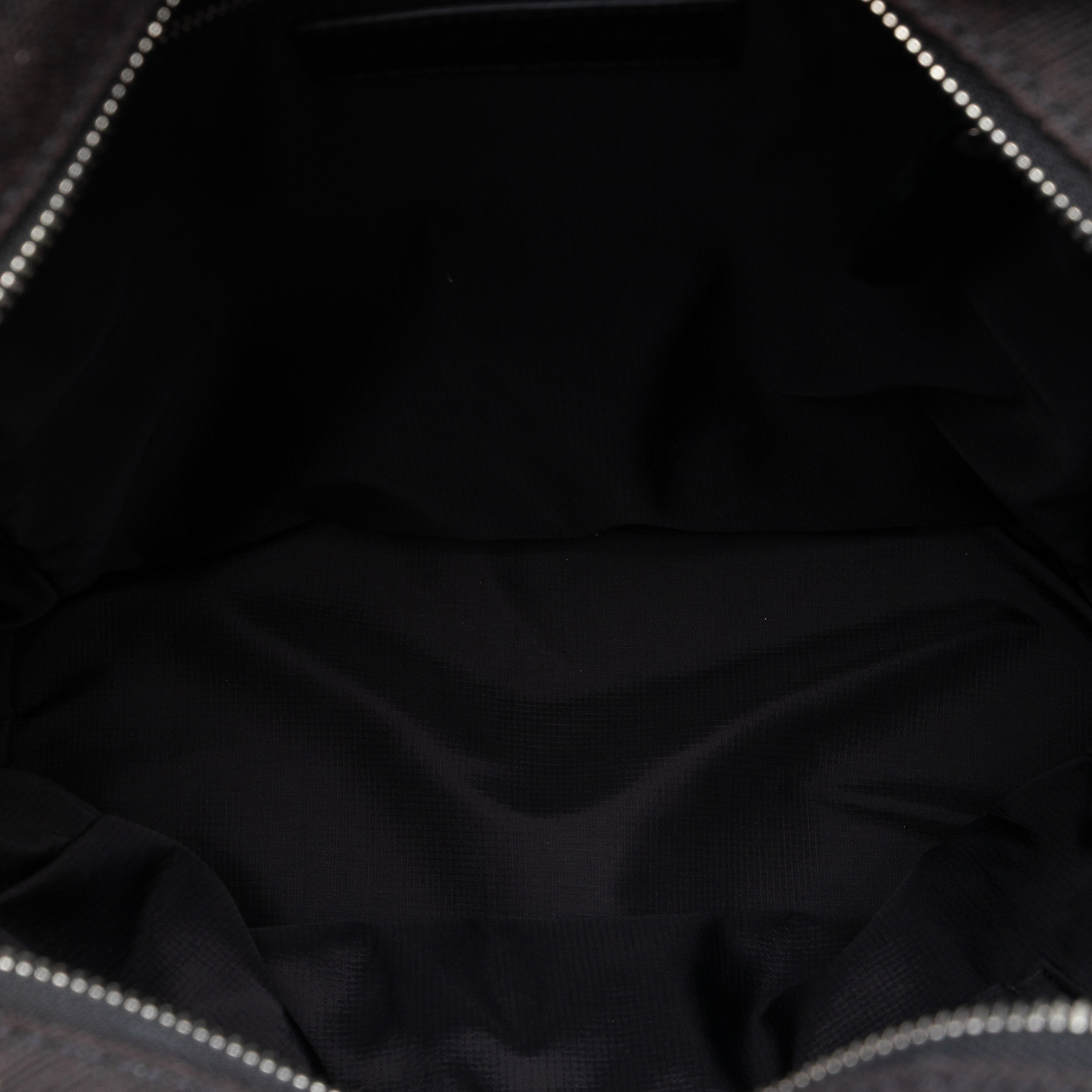 Burberry Mega Check Canvas Tiller Backpack, från Luxclusif, i färgen black. Klicka för att öppna bilden i stort format