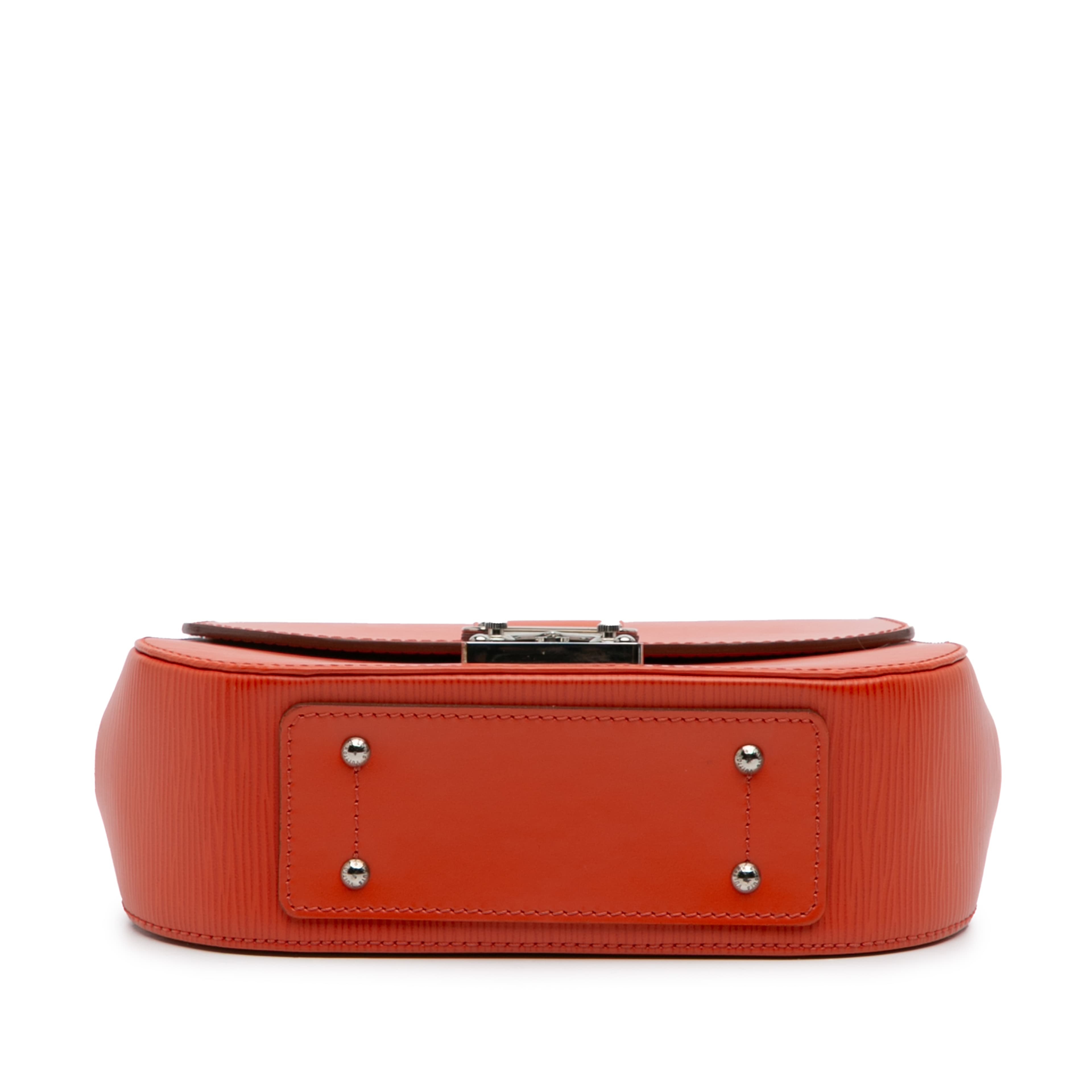 Louis Vuitton Epi Eden Pm, från Luxclusif, i färgen orange. Klicka för att öppna bilden i stort format