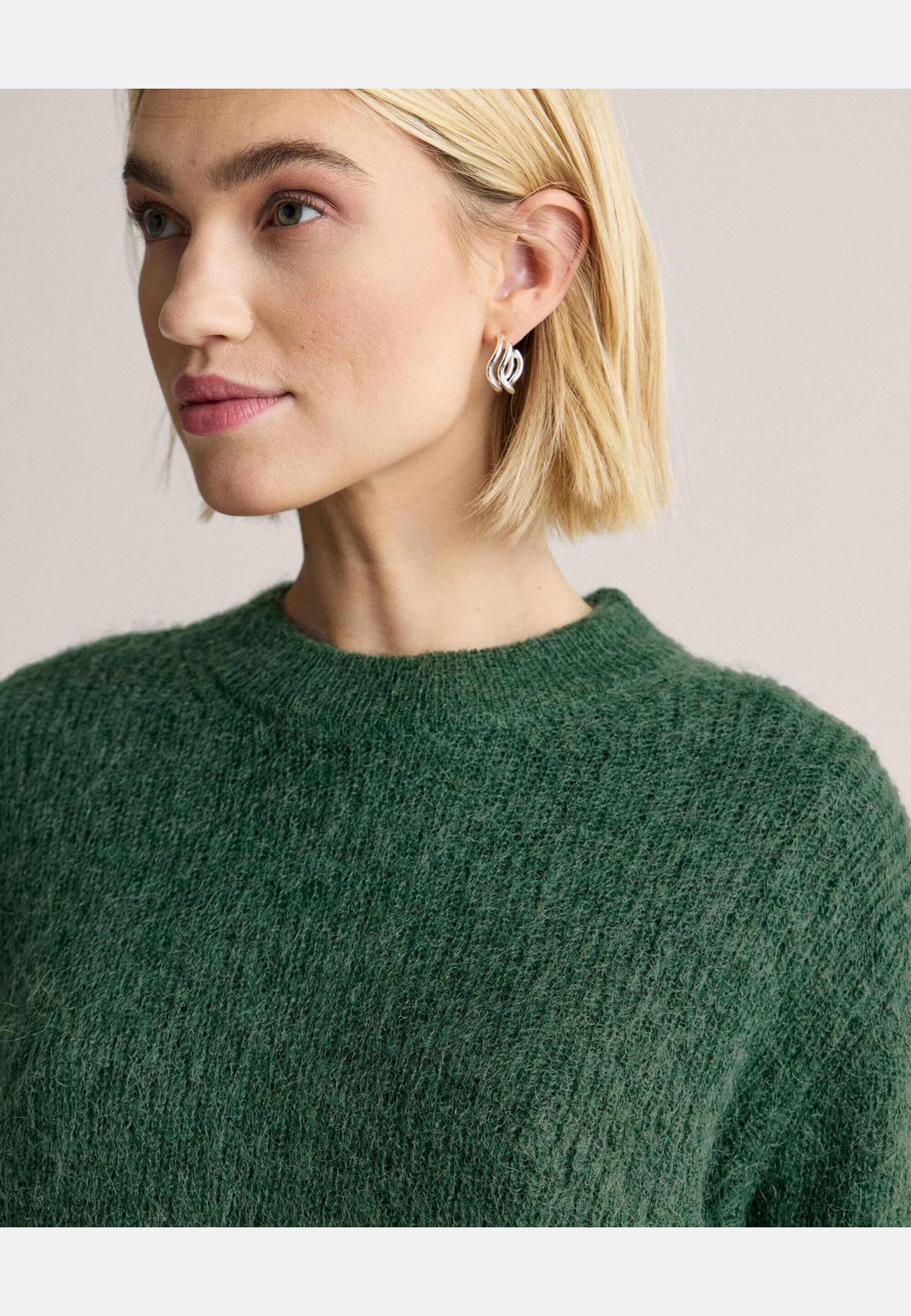 Mohairtröja Sasha, från Newhouse, i färgen grön. Klicka för att öppna bilden i stort format